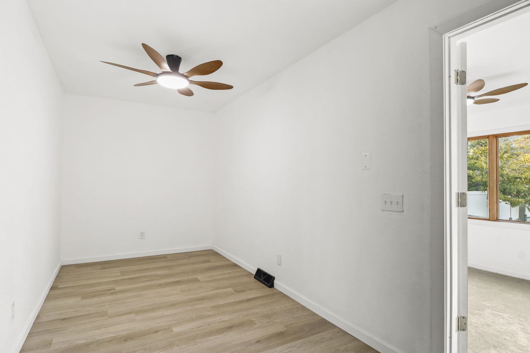 5119-5121 Farwell Street