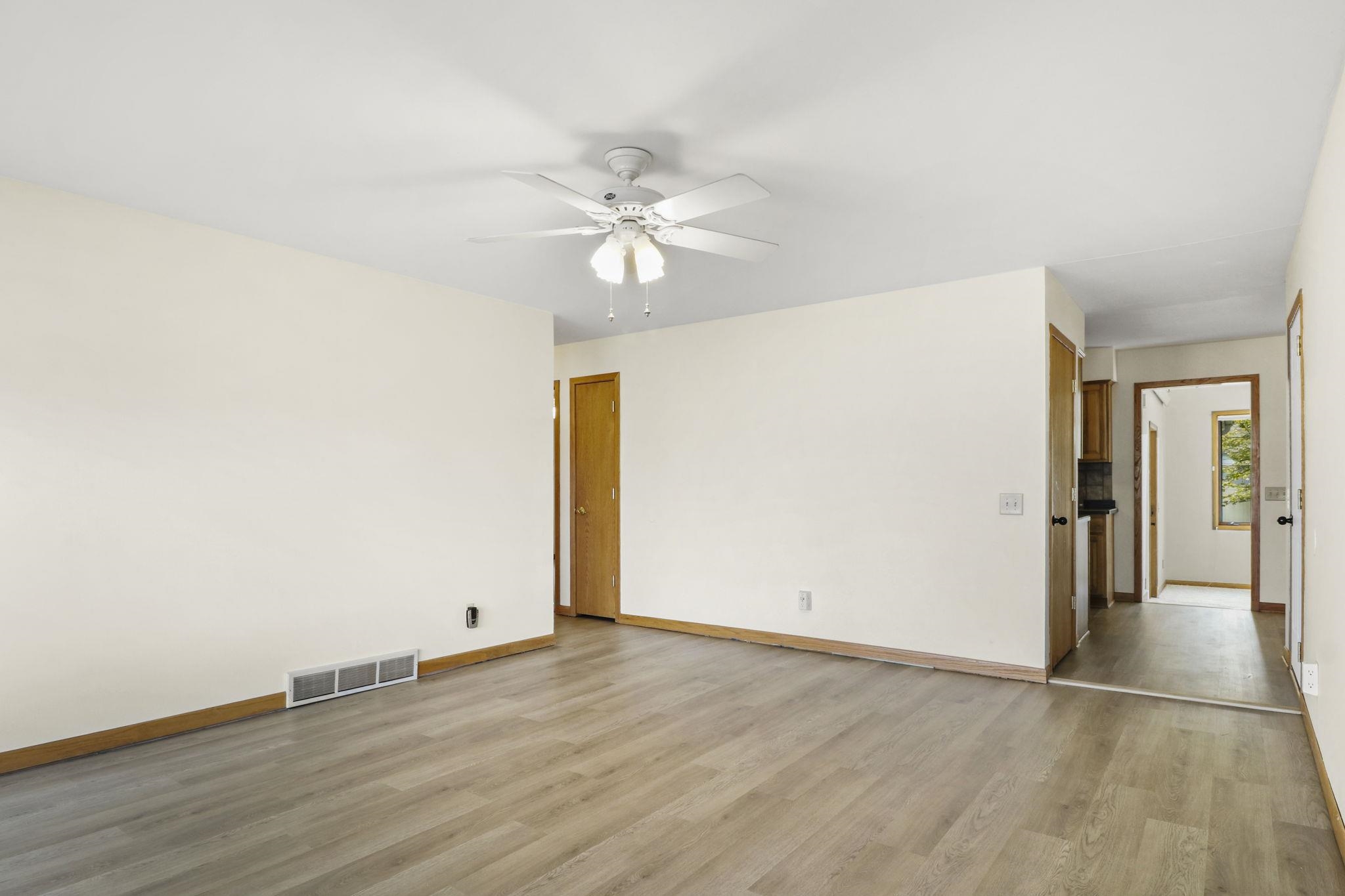 5119-5121 Farwell Street