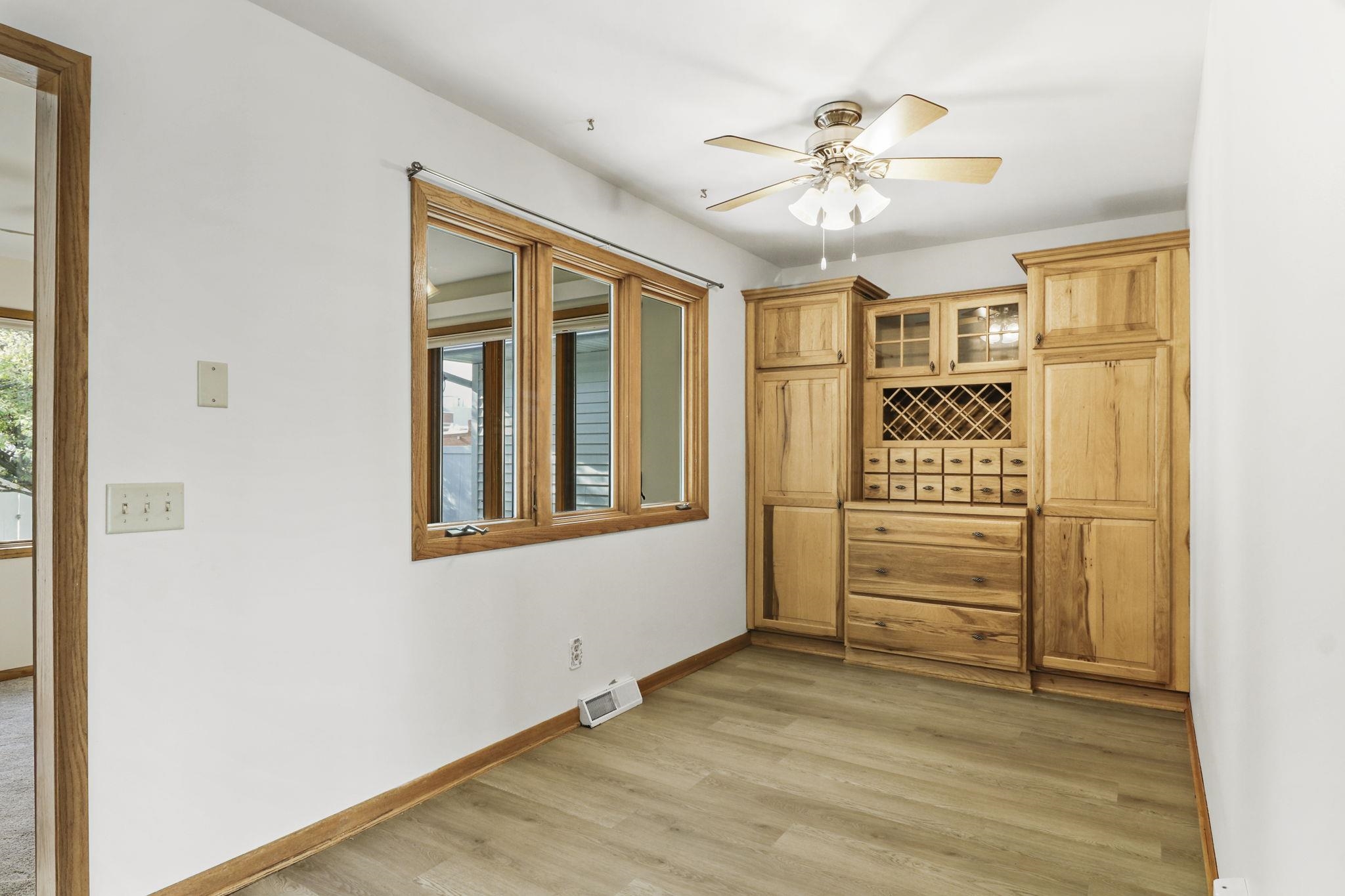 5119-5121 Farwell Street