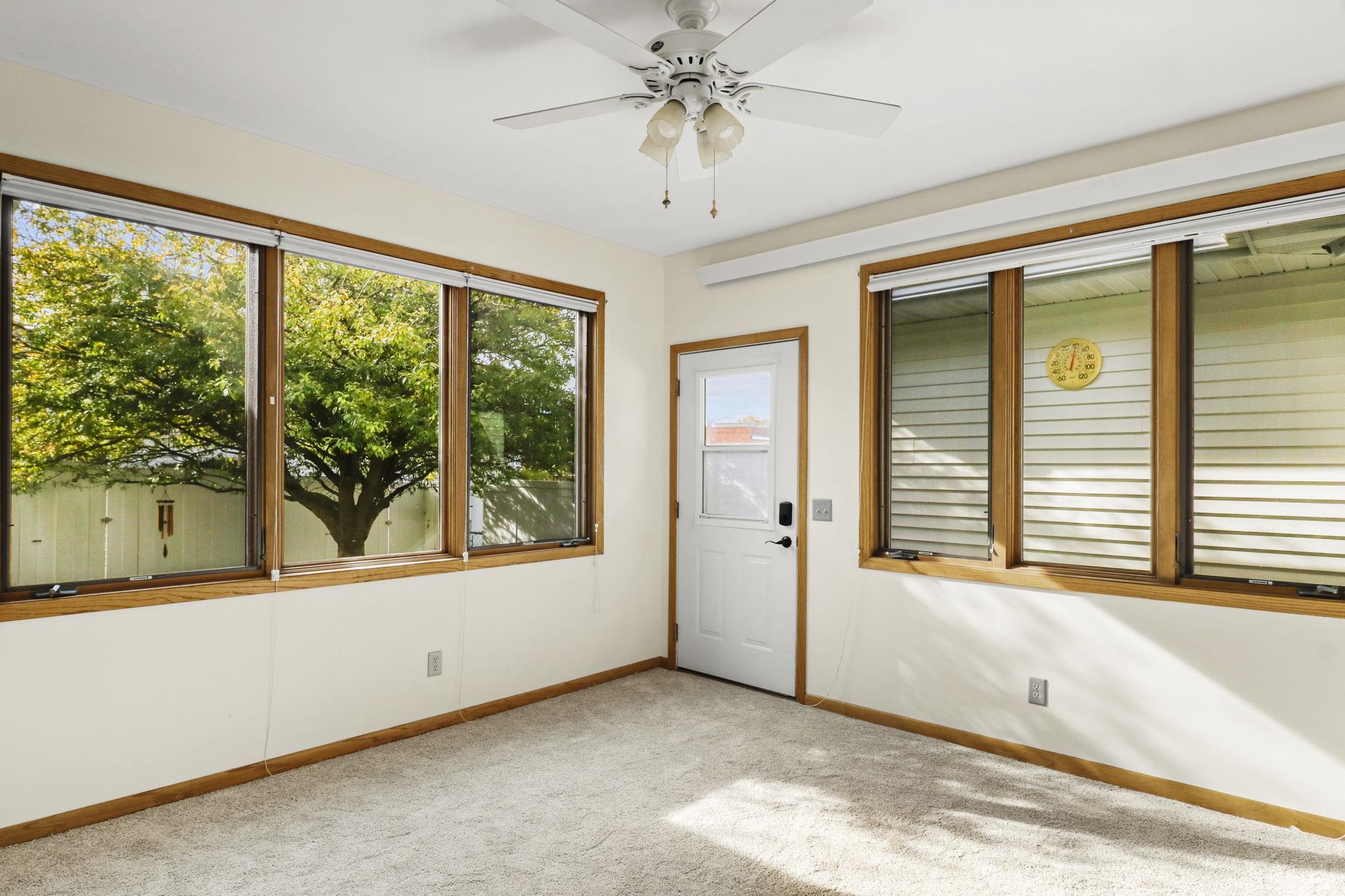 5119-5121 Farwell Street