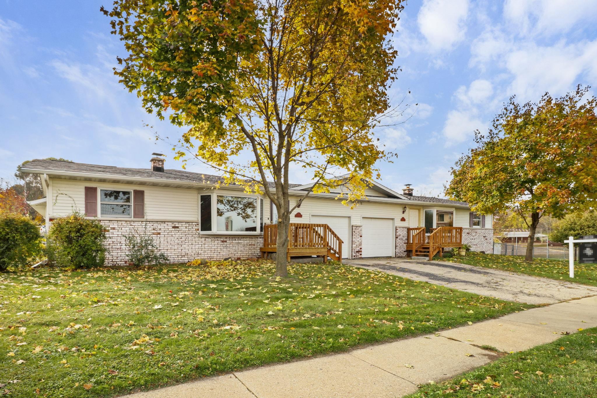 5119-5121 Farwell Street