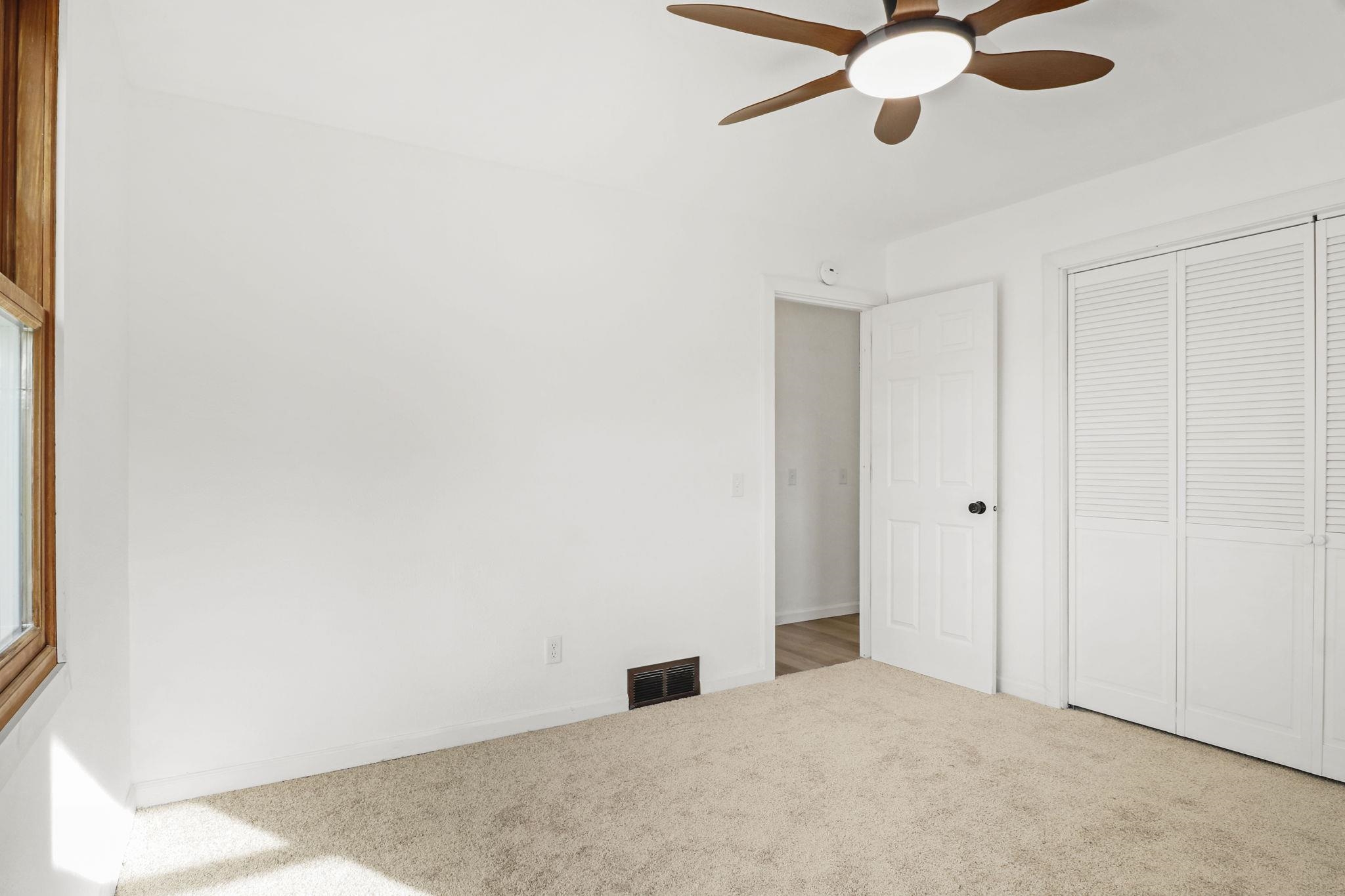 5119-5121 Farwell Street