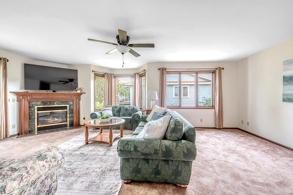 202 W 2nd Street