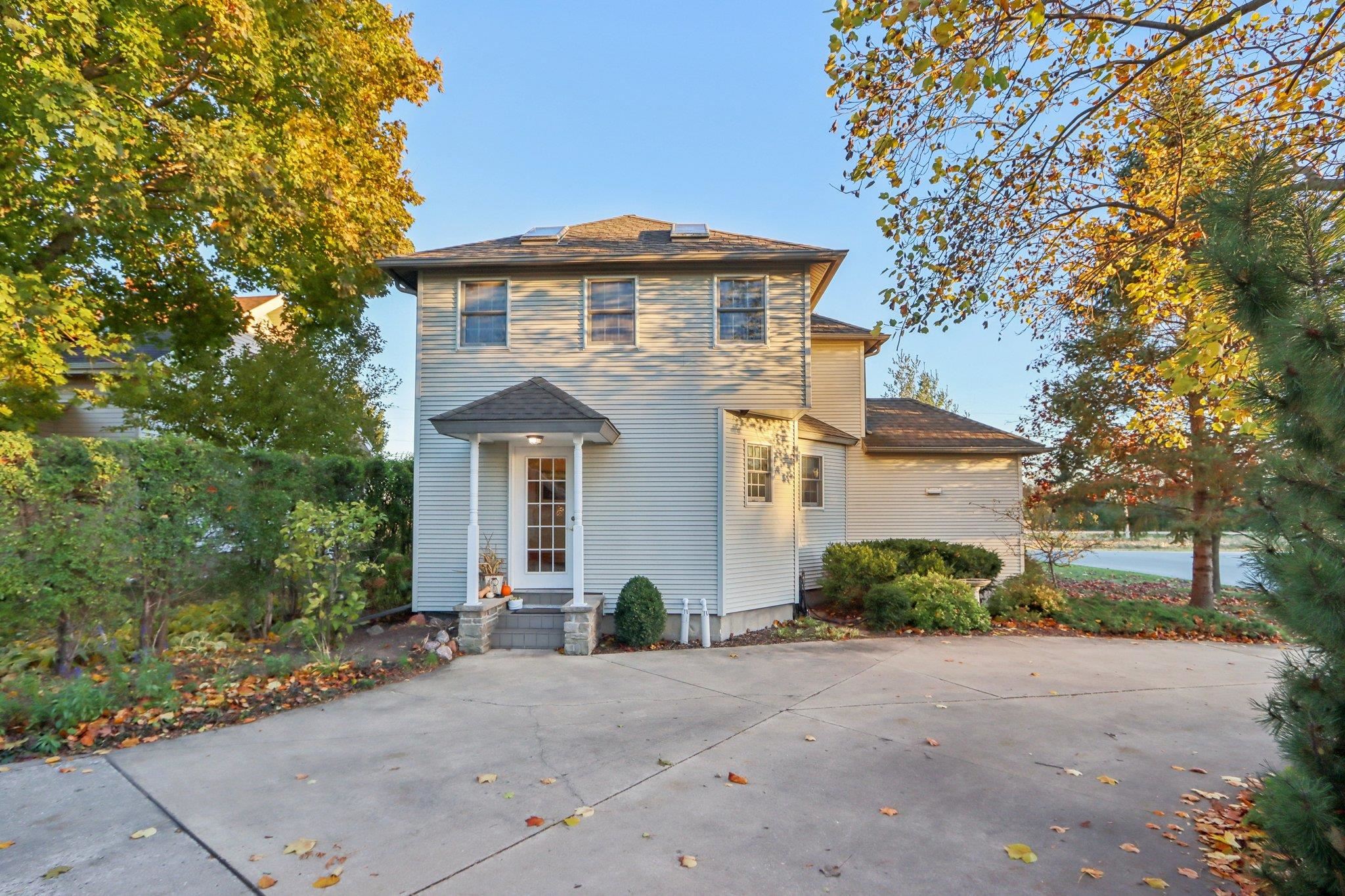 1001 Edgewater Road