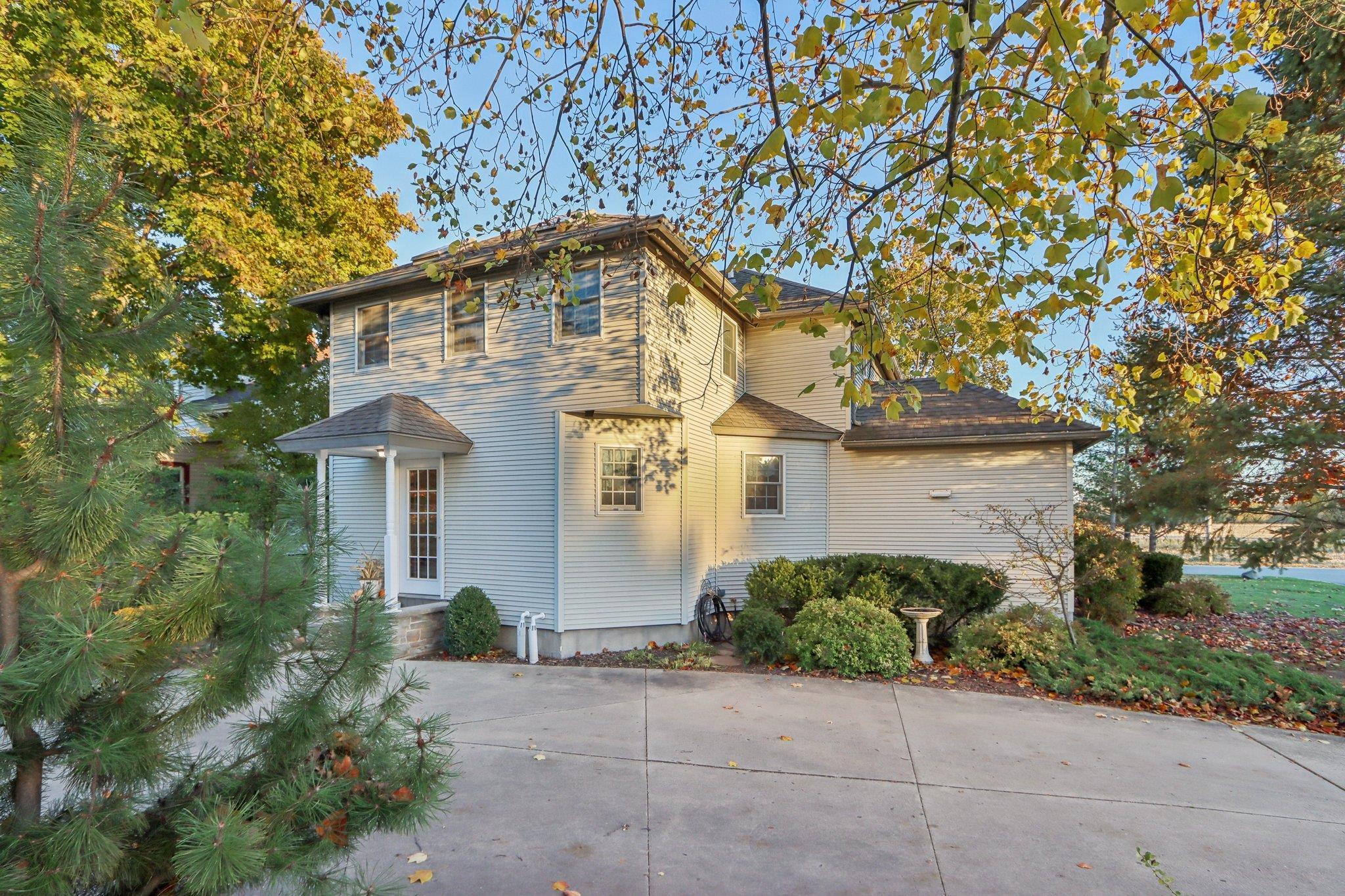 1001 Edgewater Road