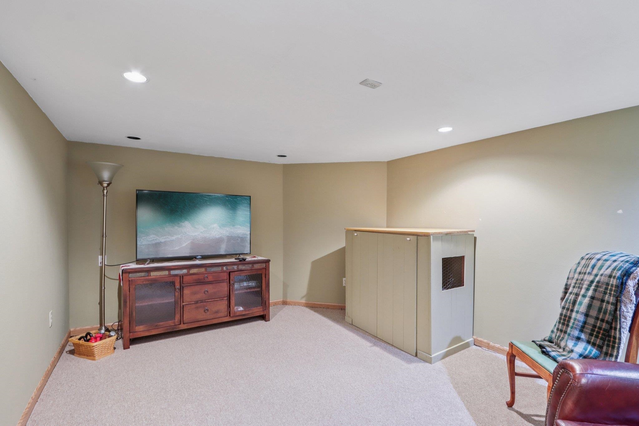1001 Edgewater Road
