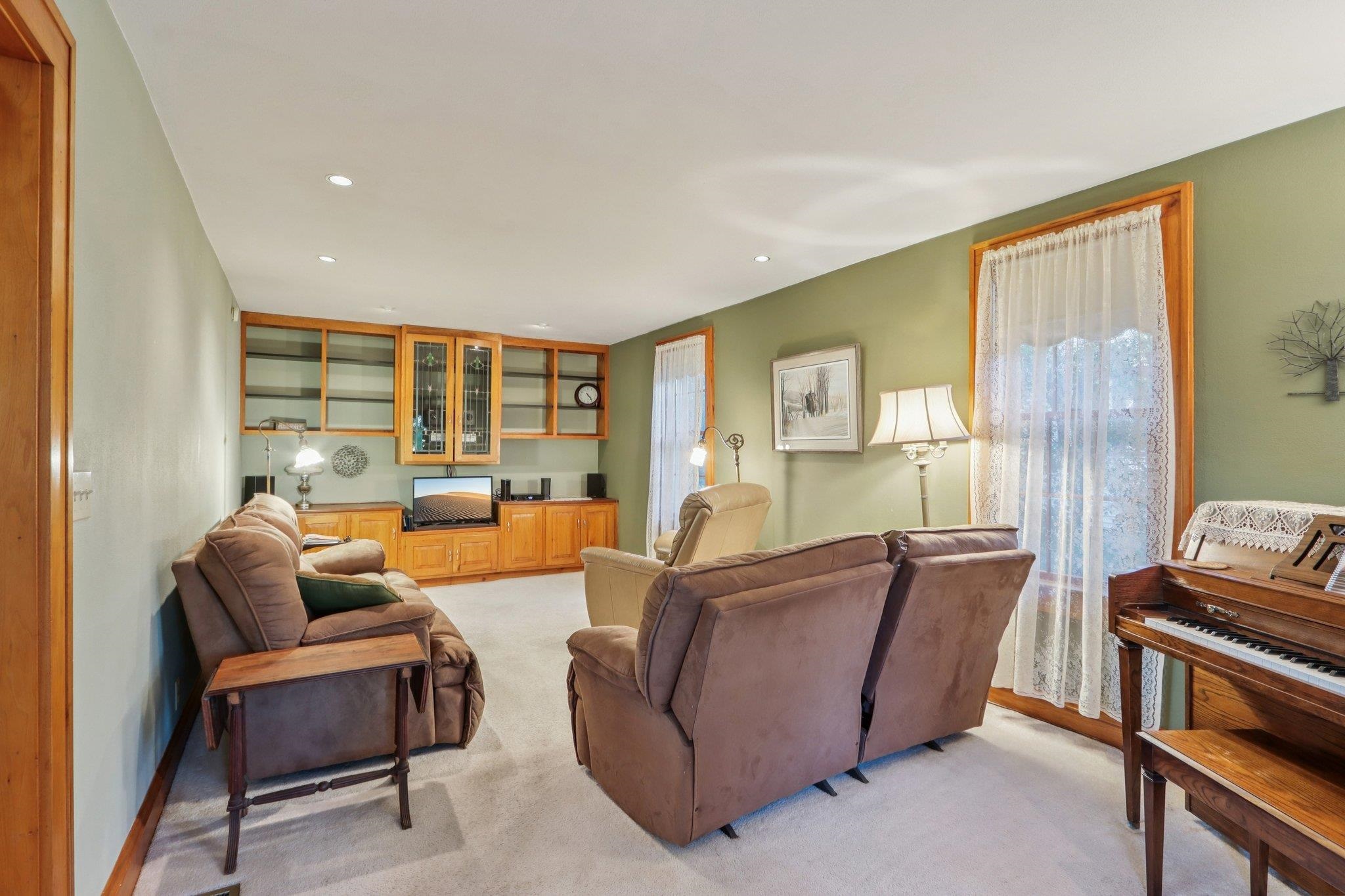 1001 Edgewater Road