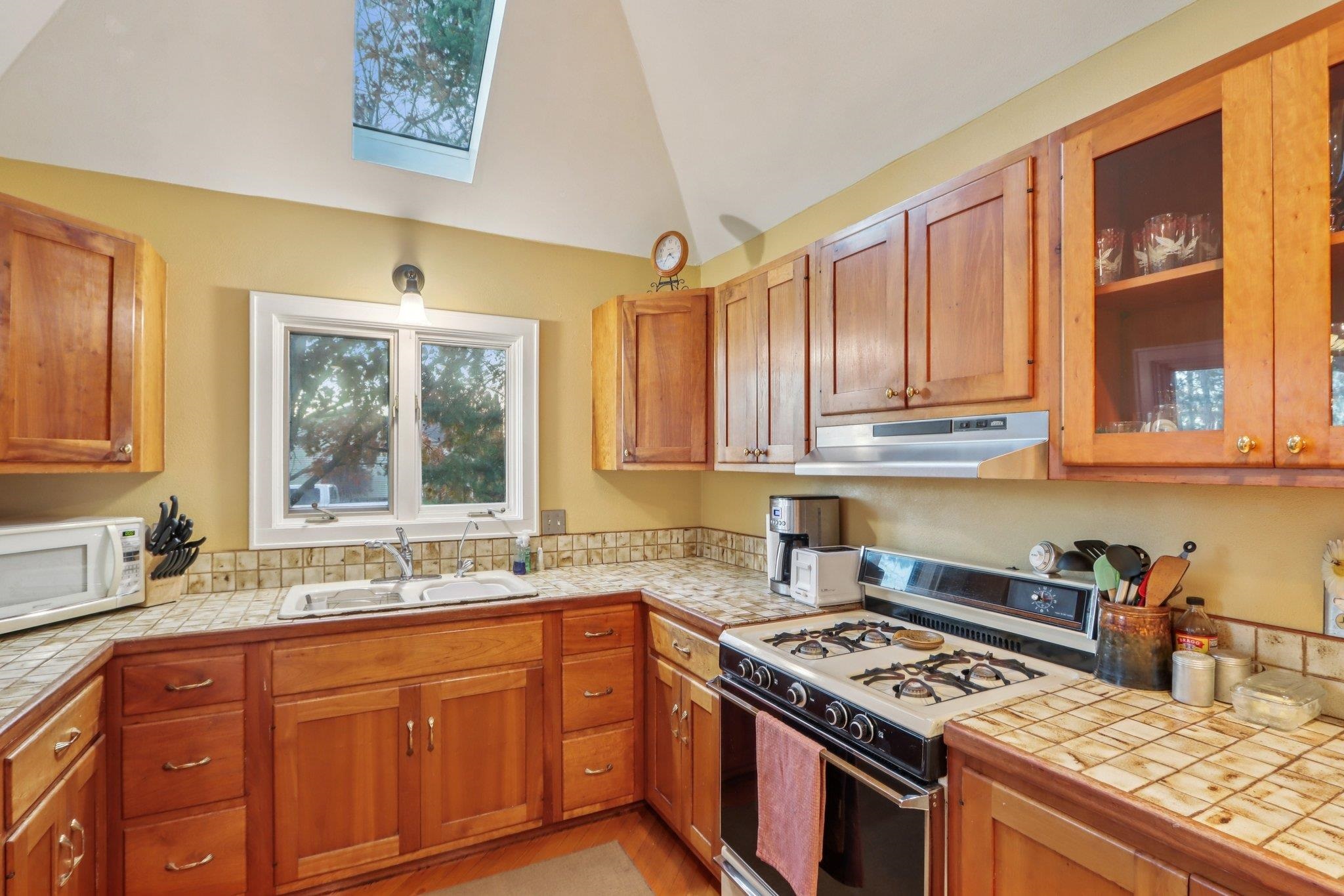 1001 Edgewater Road