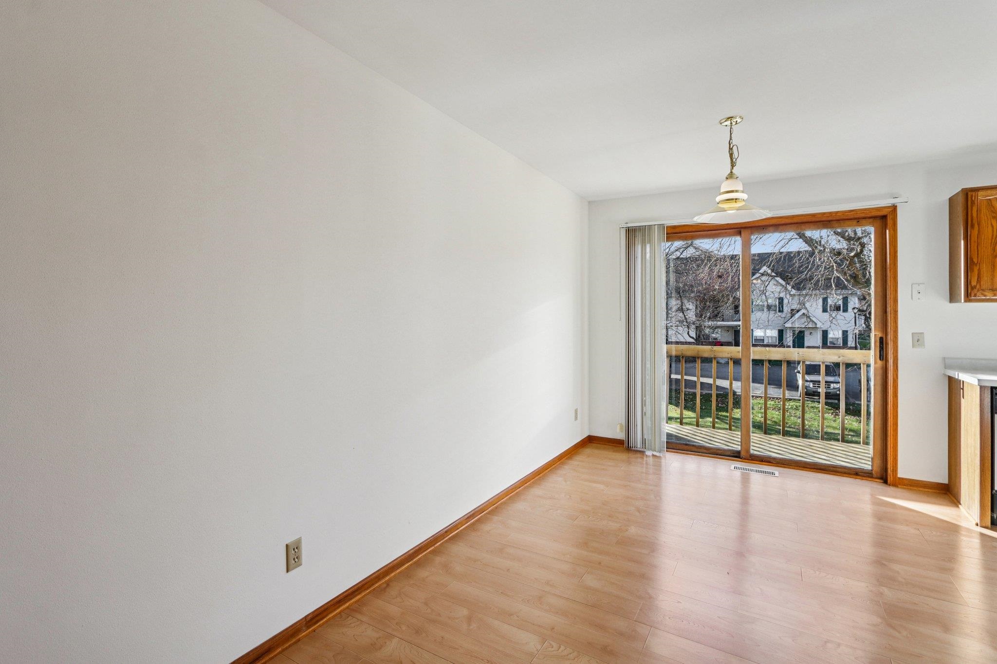 714 Mesta Lane Unit: 2