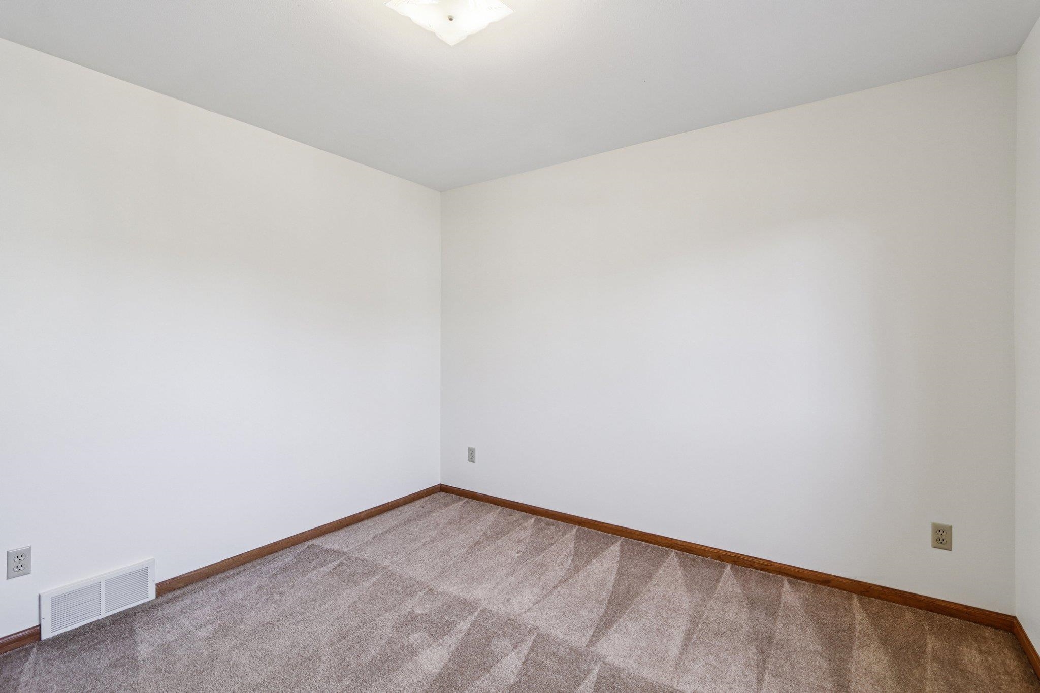 714 Mesta Lane Unit: 2