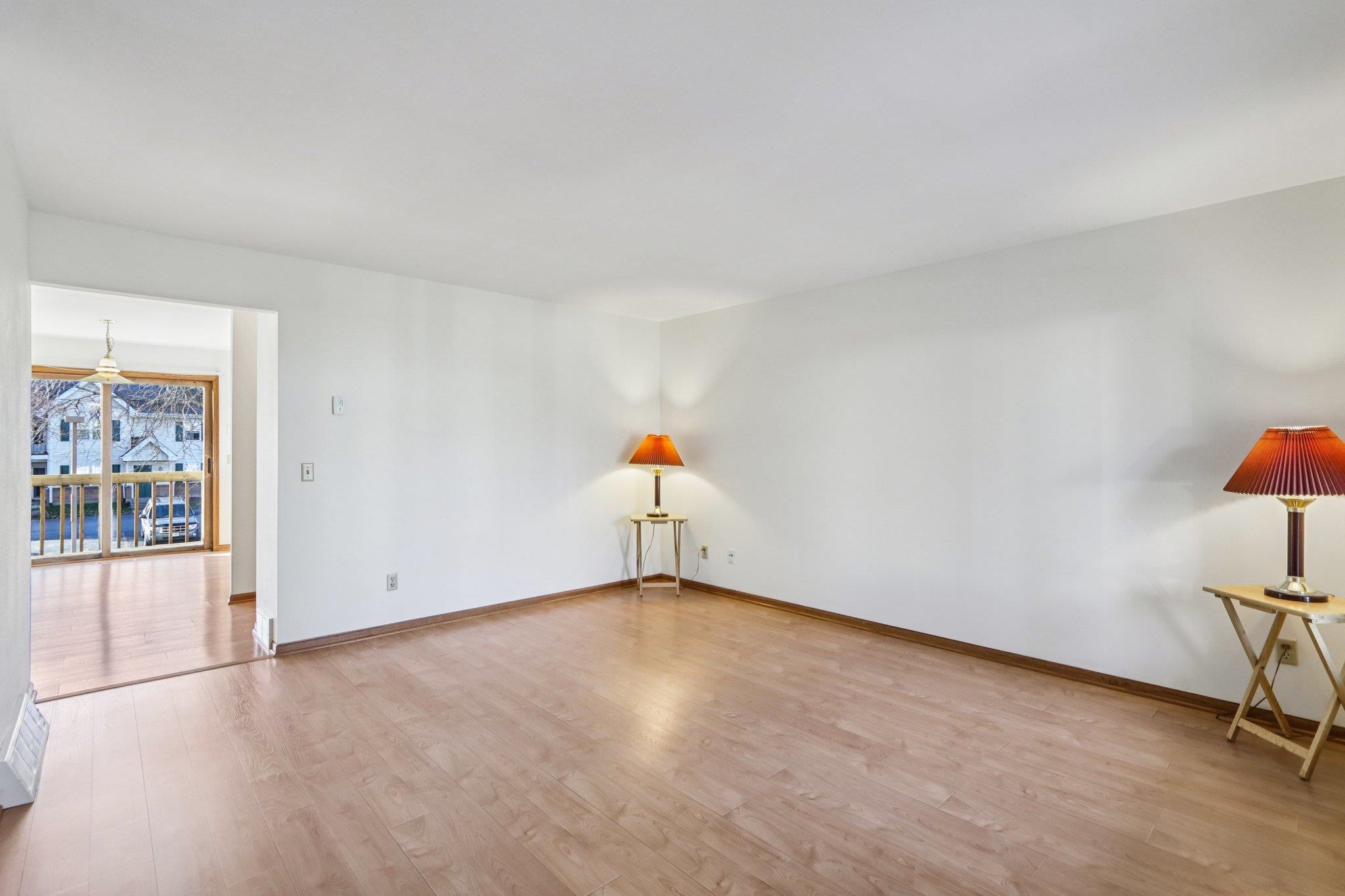 714 Mesta Lane Unit: 2