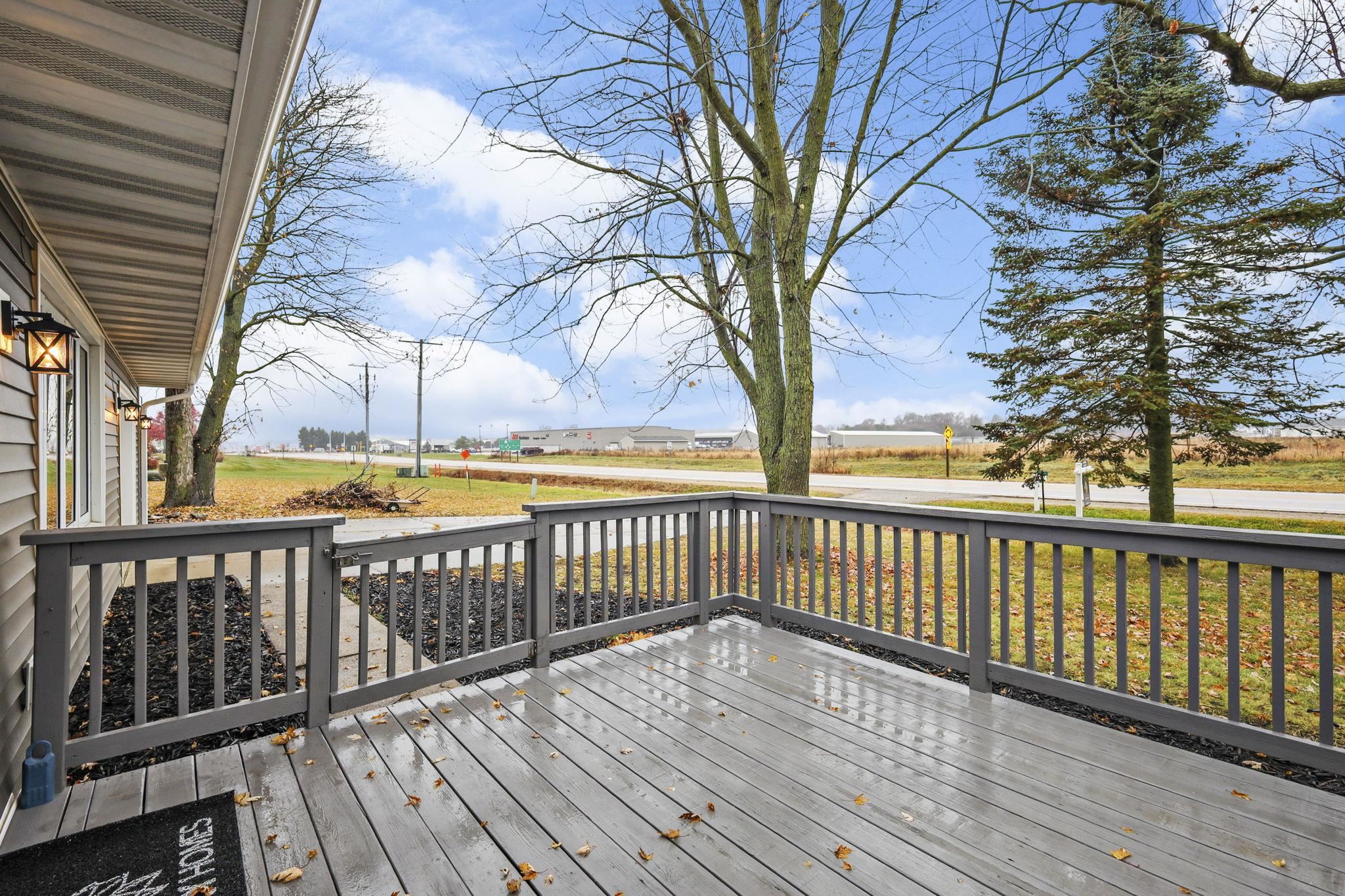 1542 Highway 51