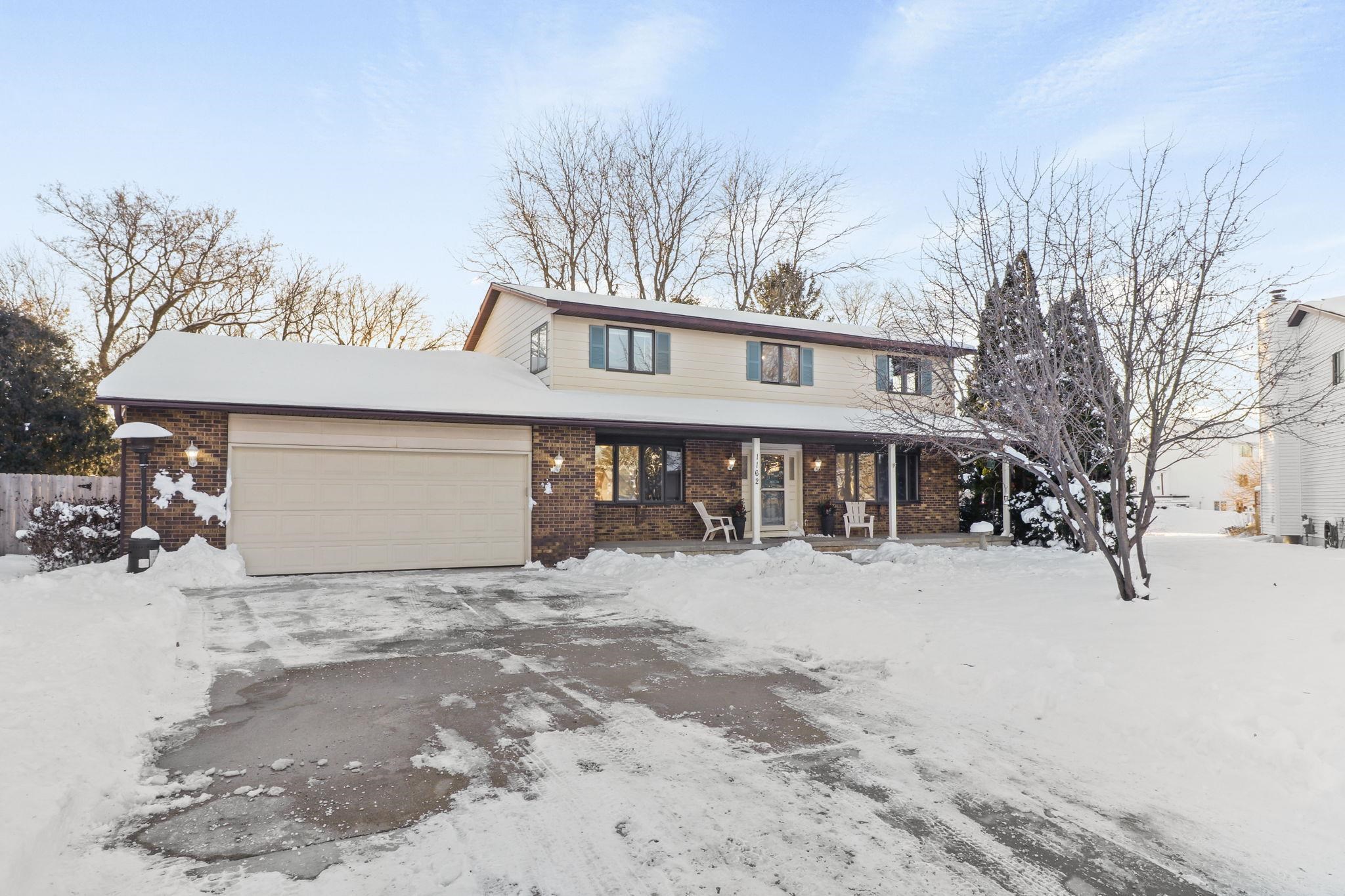 1162 Crossing Ridge Trail