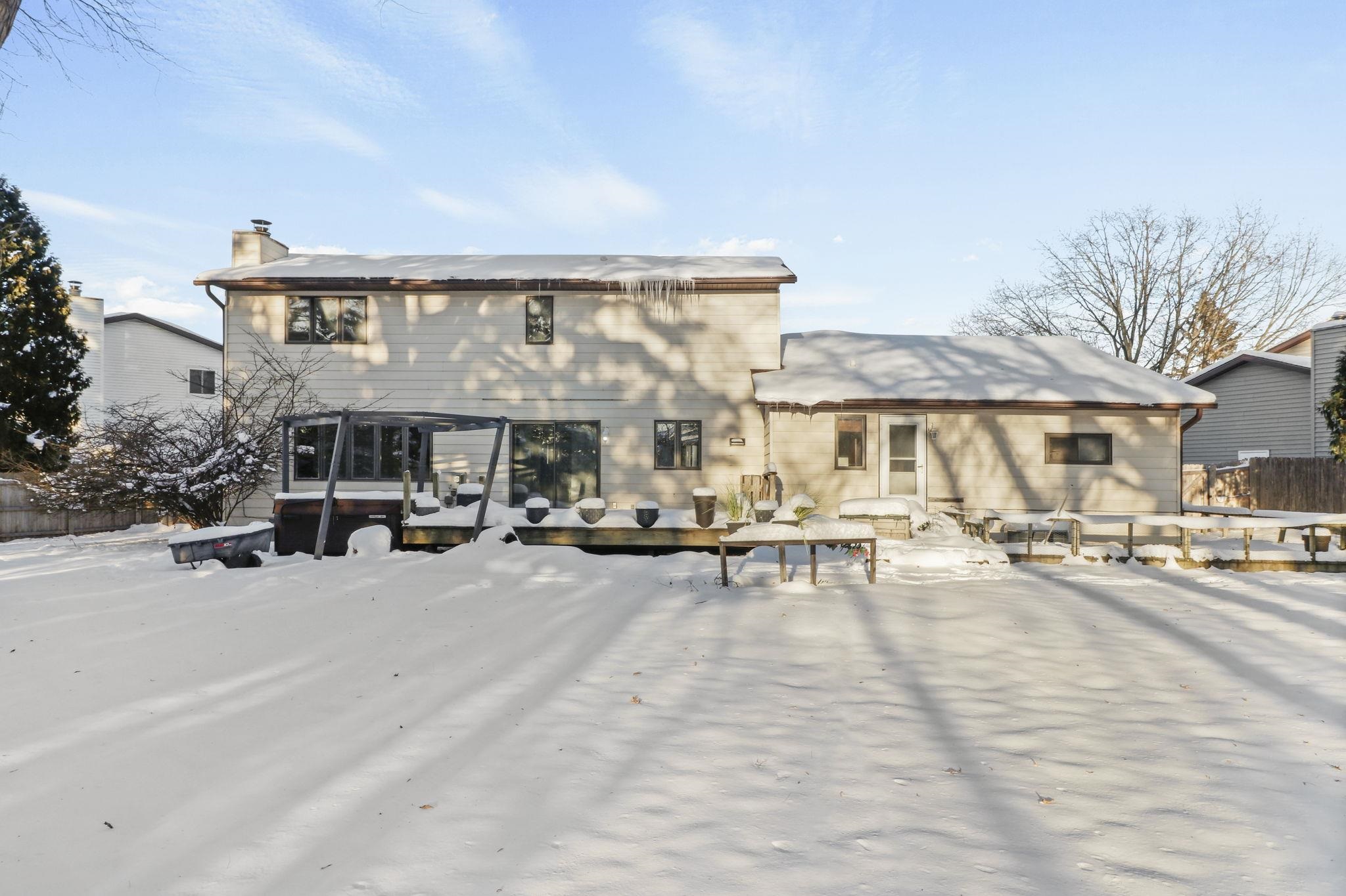 1162 Crossing Ridge Trail