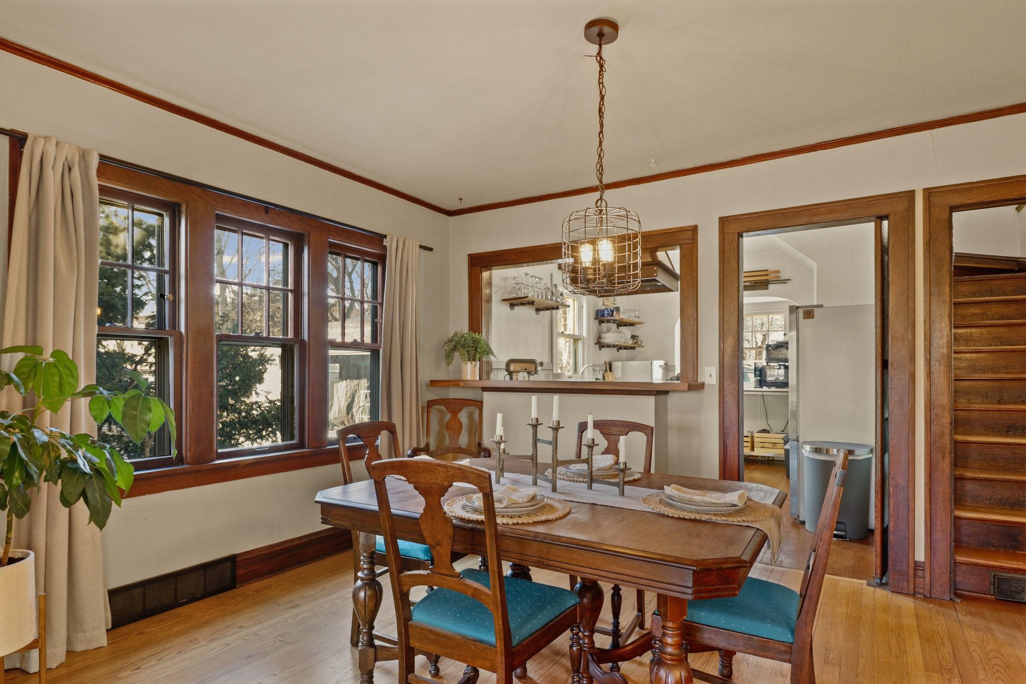 3214 E Washington Avenue