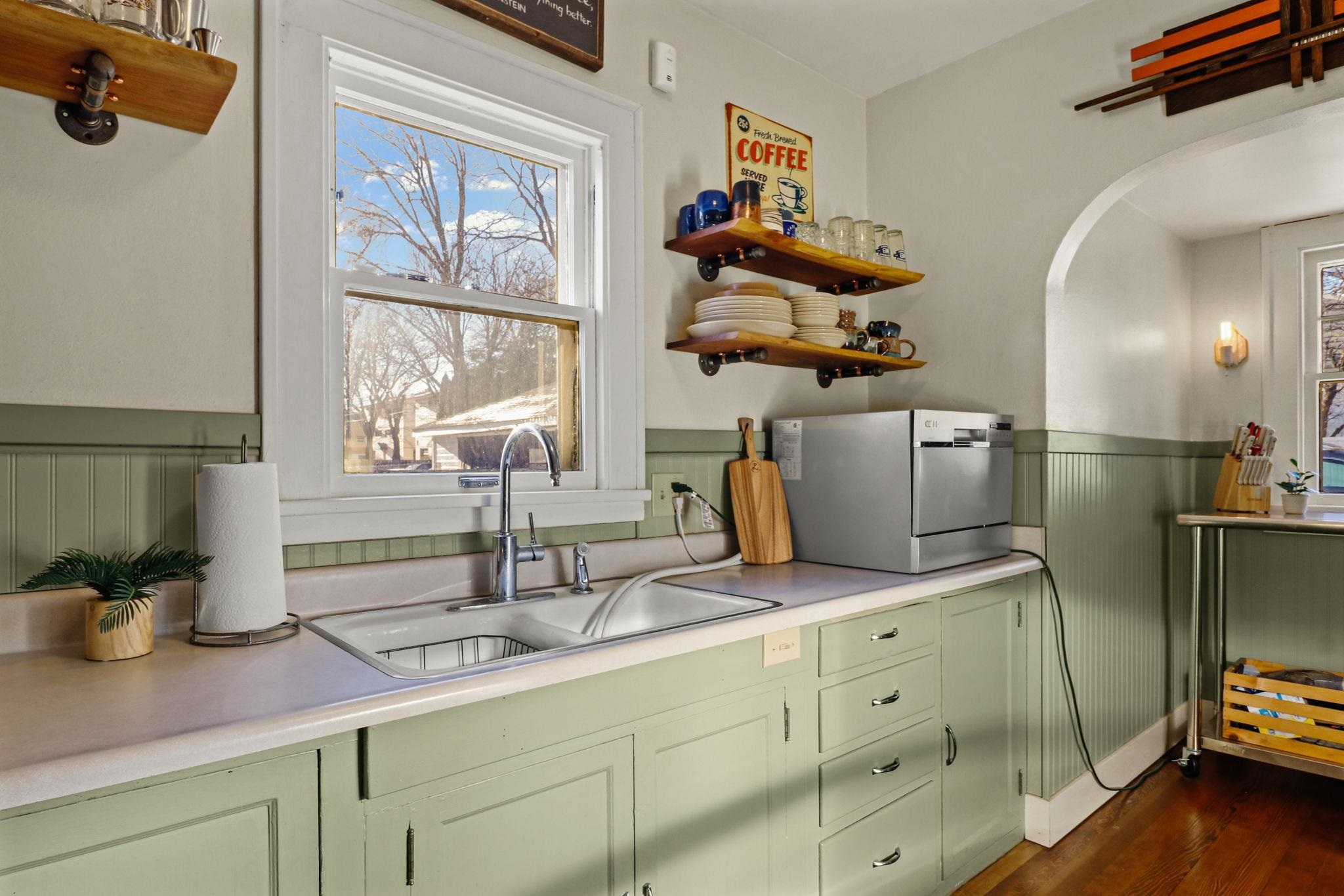 3214 E Washington Avenue