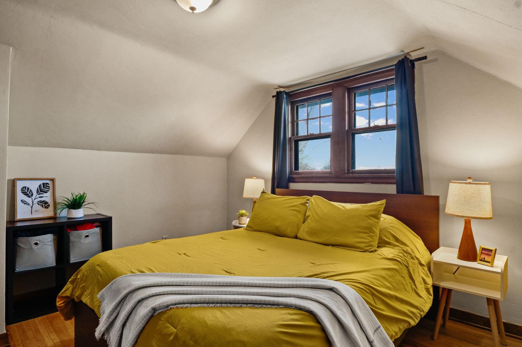 3214 E Washington Avenue