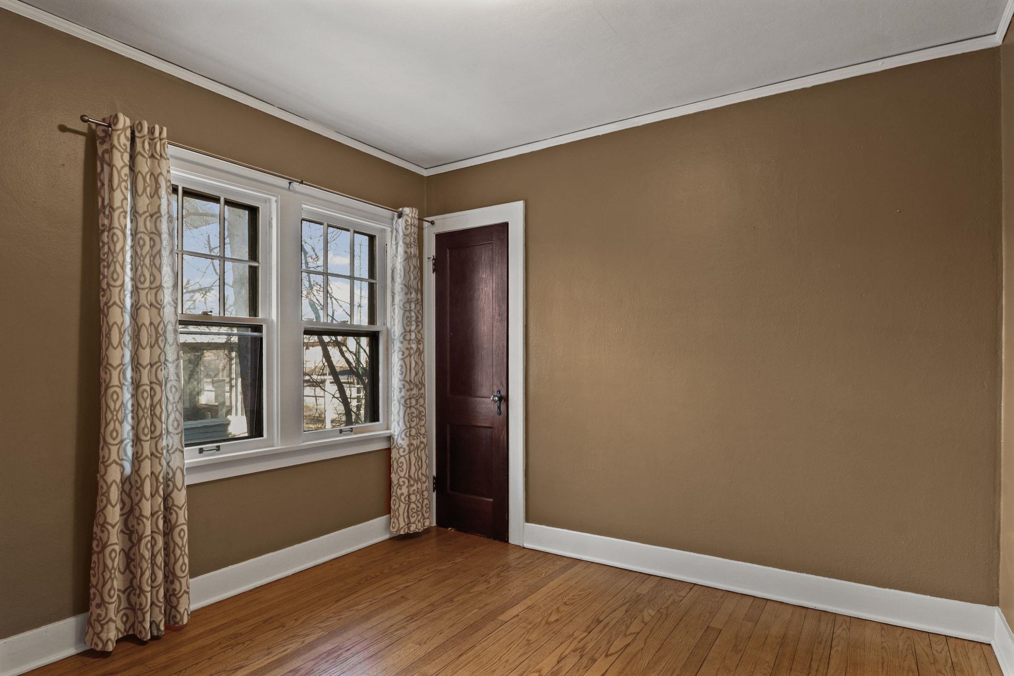 3214 E Washington Avenue