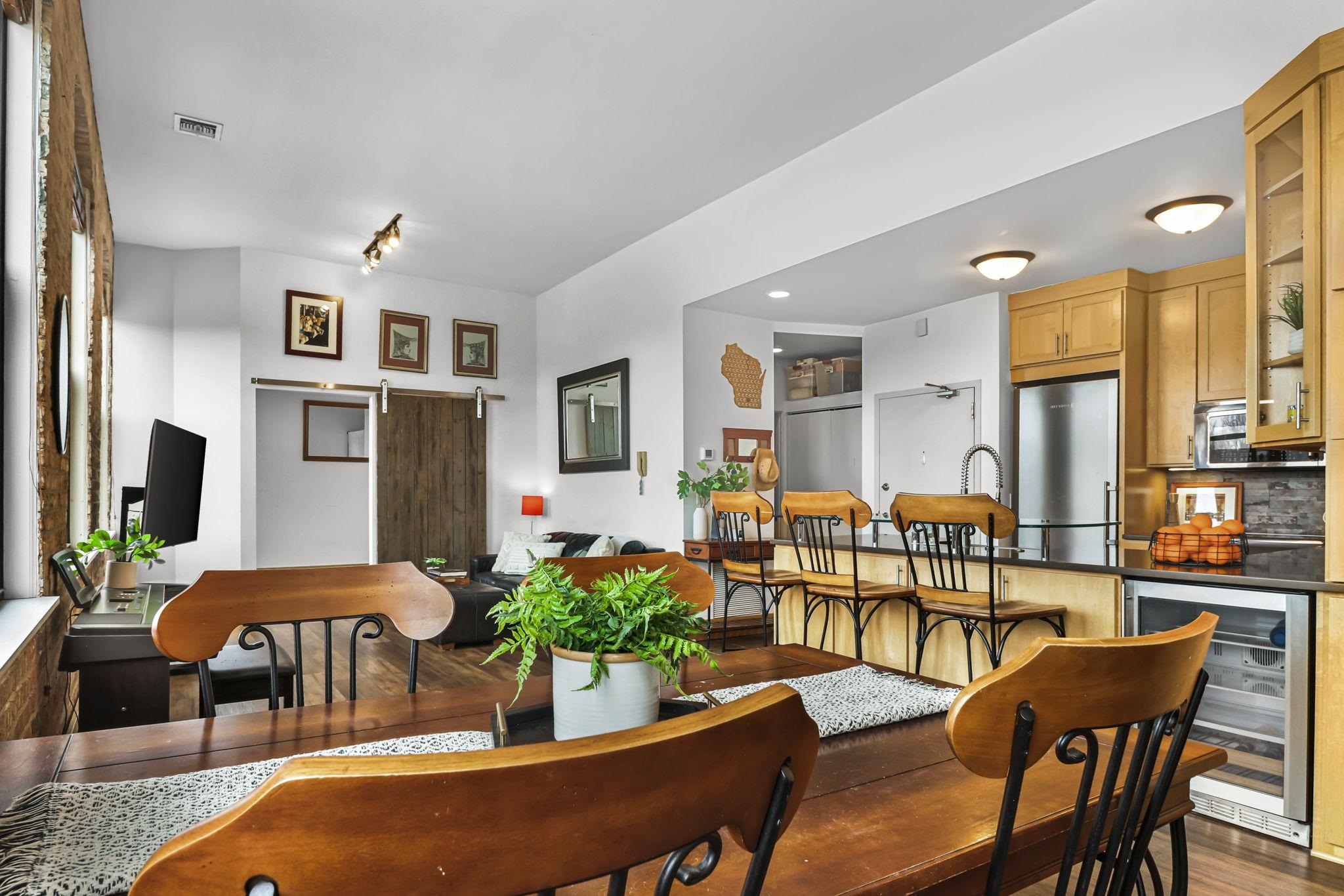 123 N Blount Street 506