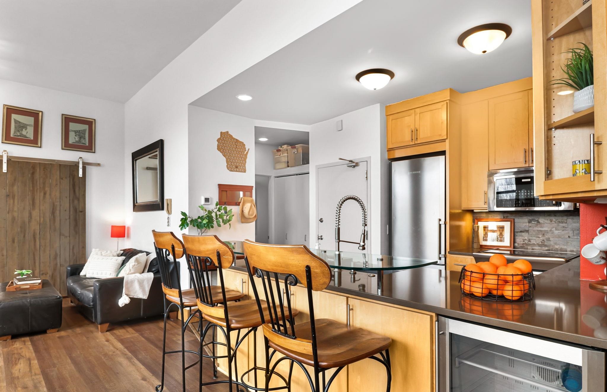 123 N Blount Street 506