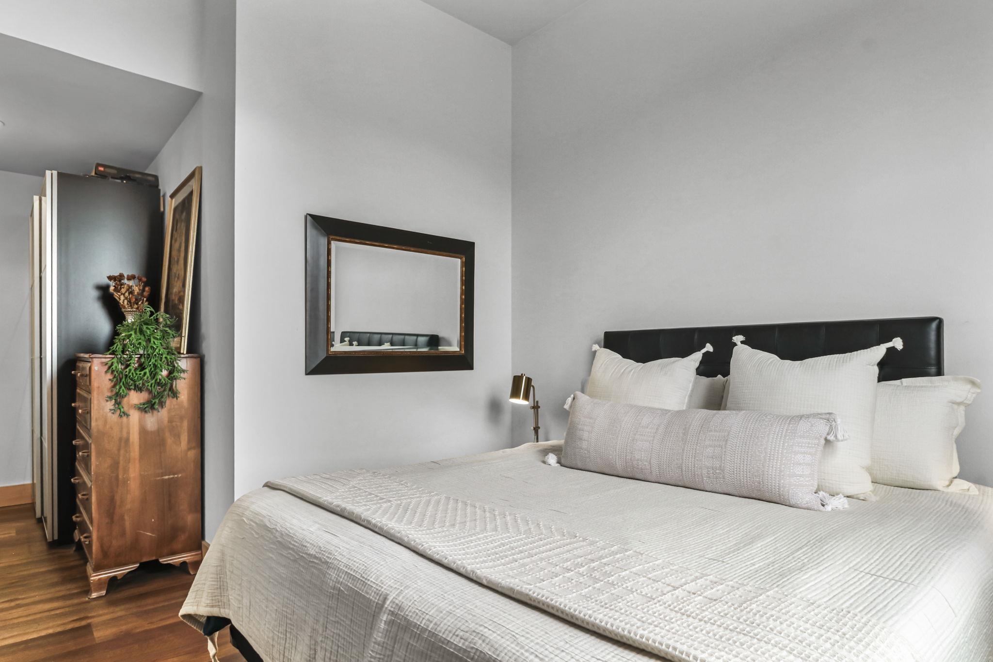 123 N Blount Street 506