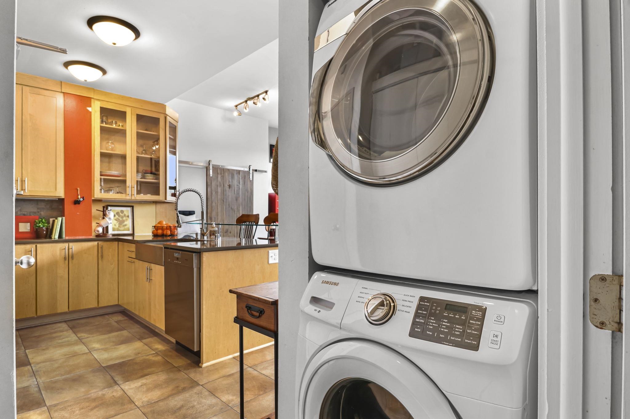 123 N Blount Street 506