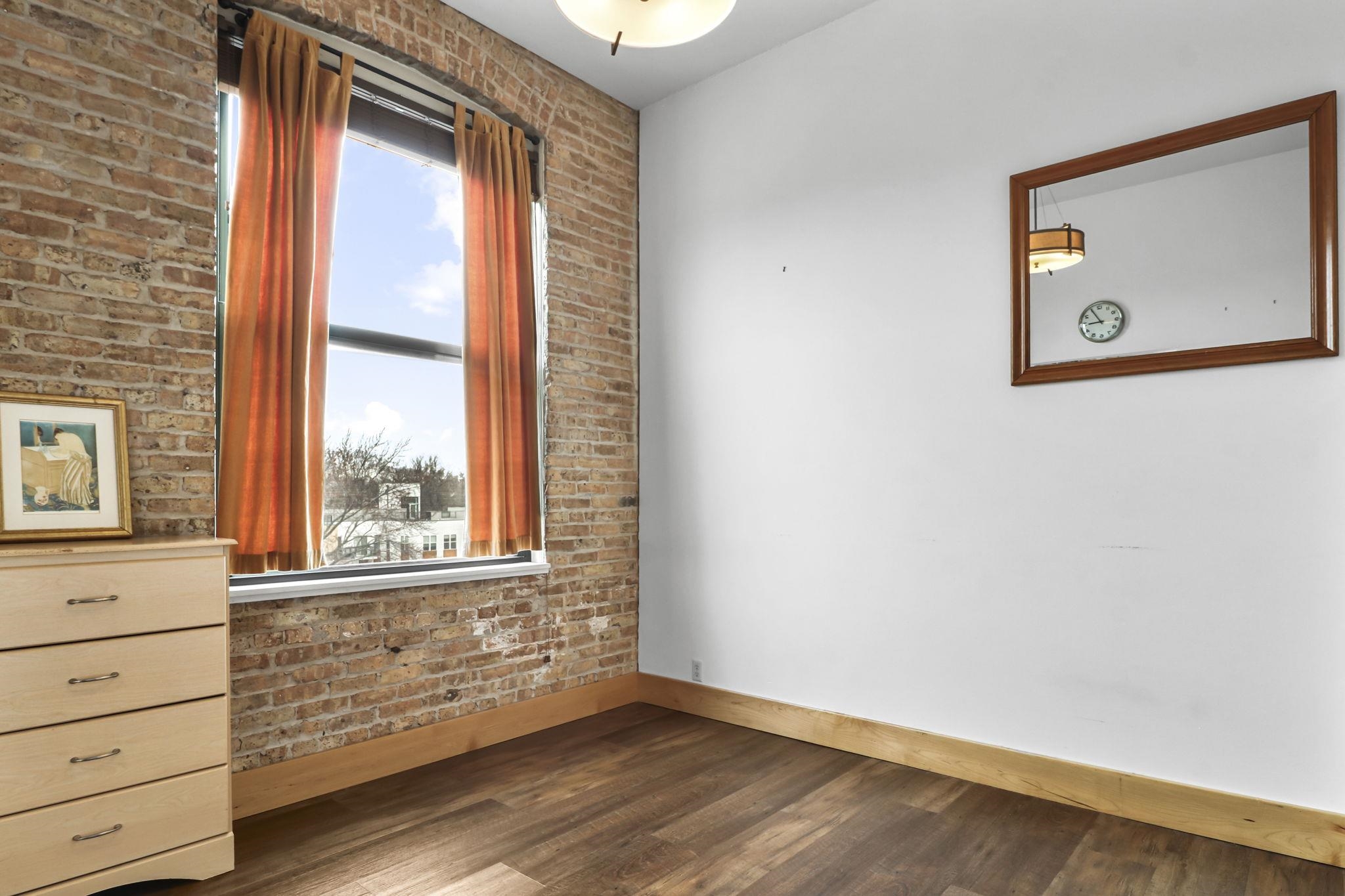 123 N Blount Street 506