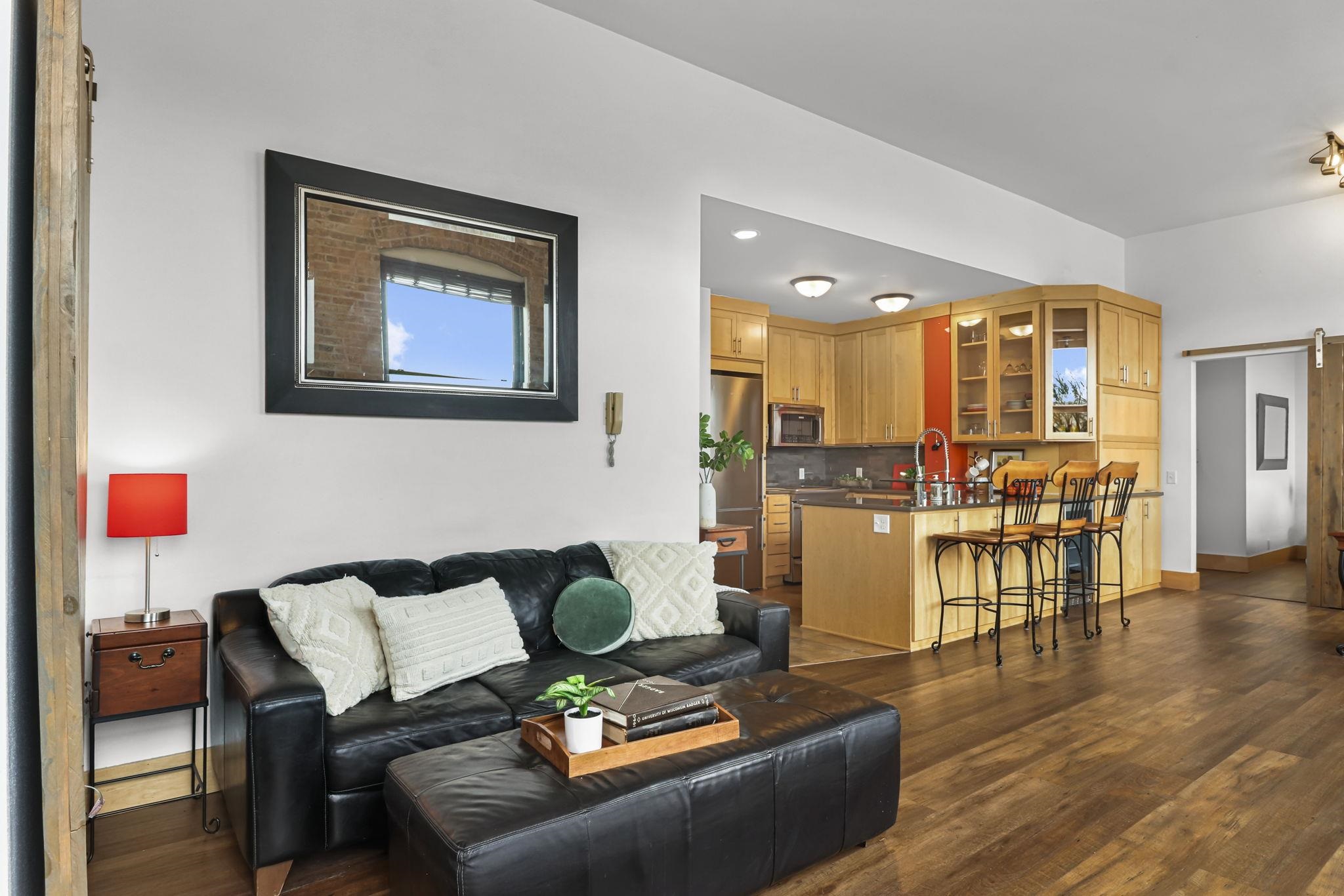 123 N Blount Street 506