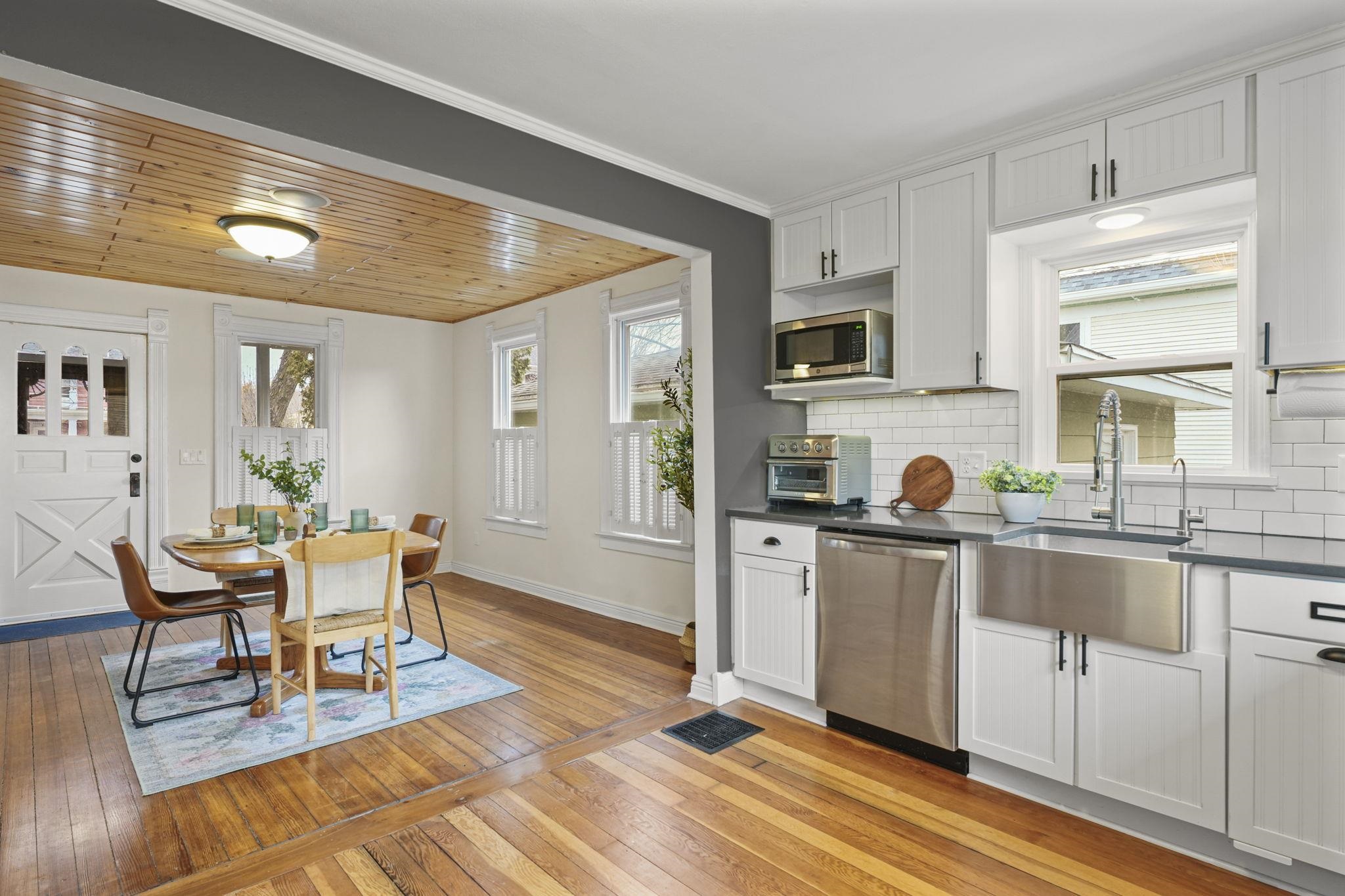 625 S Madison Street