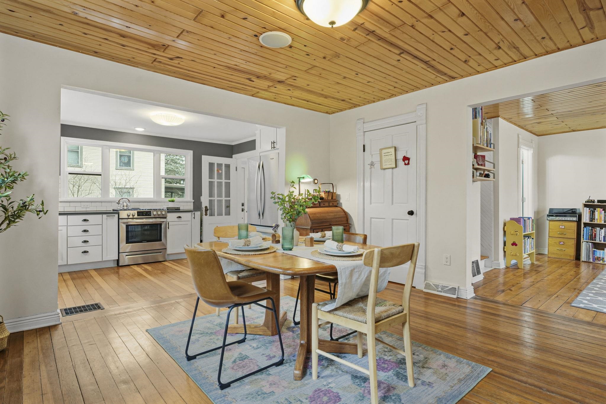 625 S Madison Street