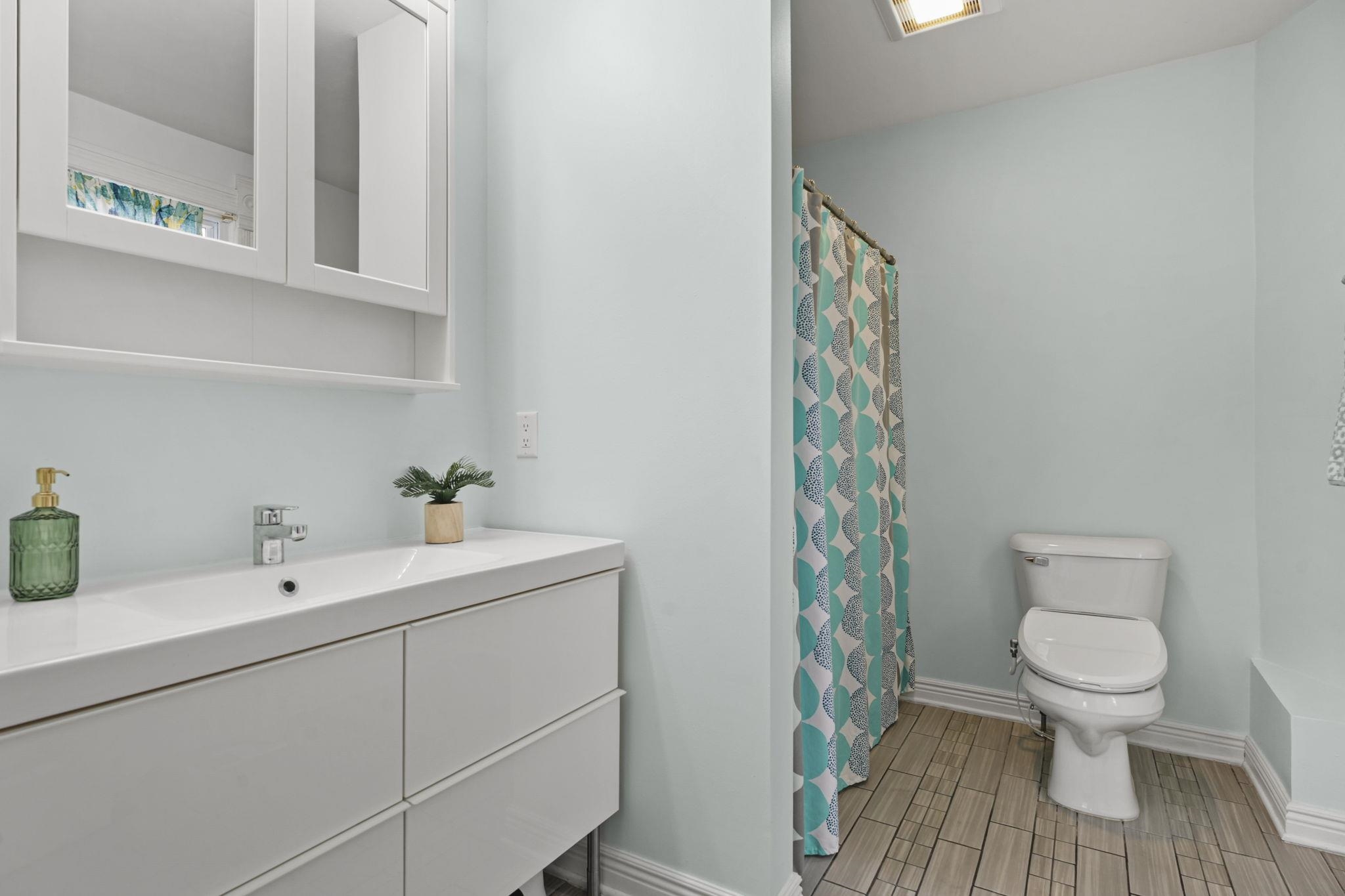 625 S Madison Street