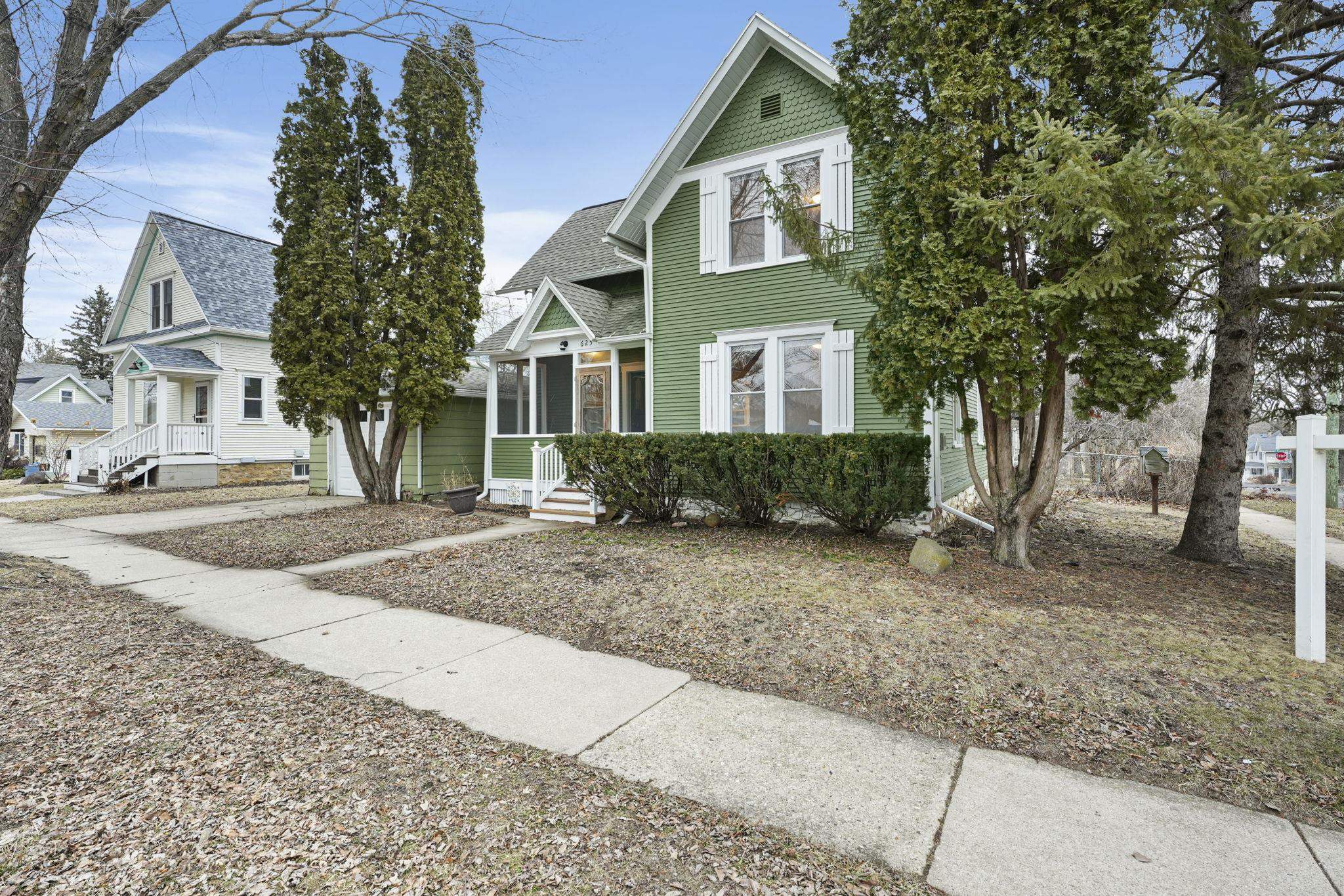 625 S Madison Street