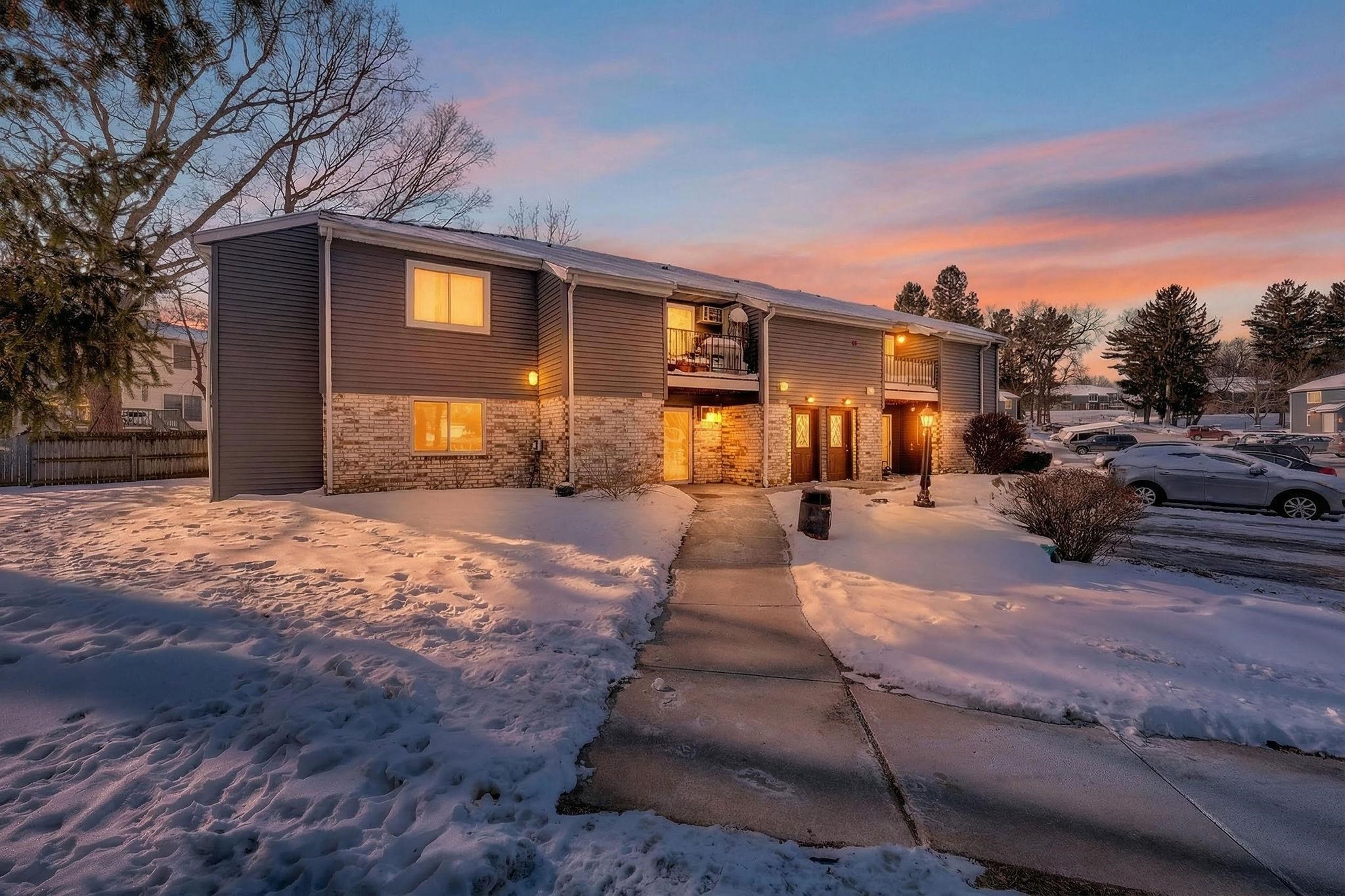 1501 Whispering Pines Way