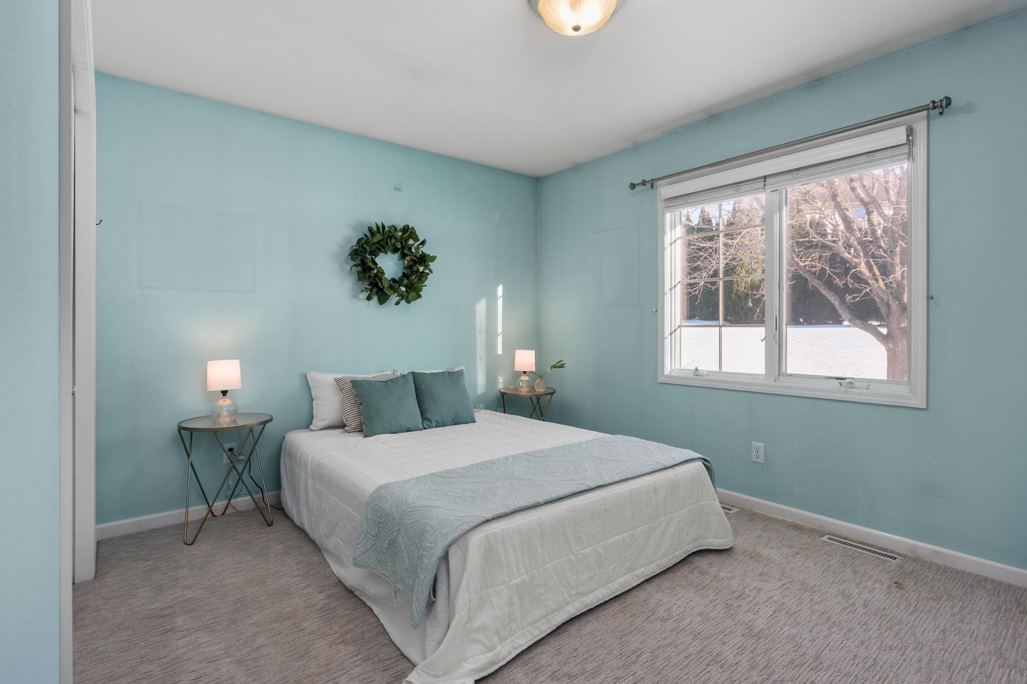 3155 Selkirk Drive