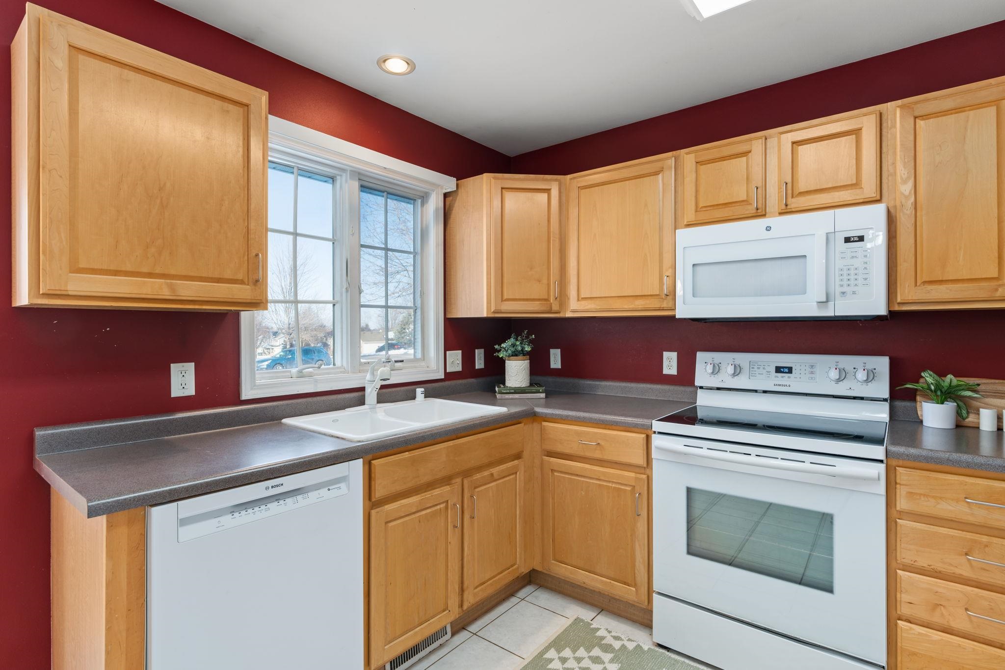 3155 Selkirk Drive