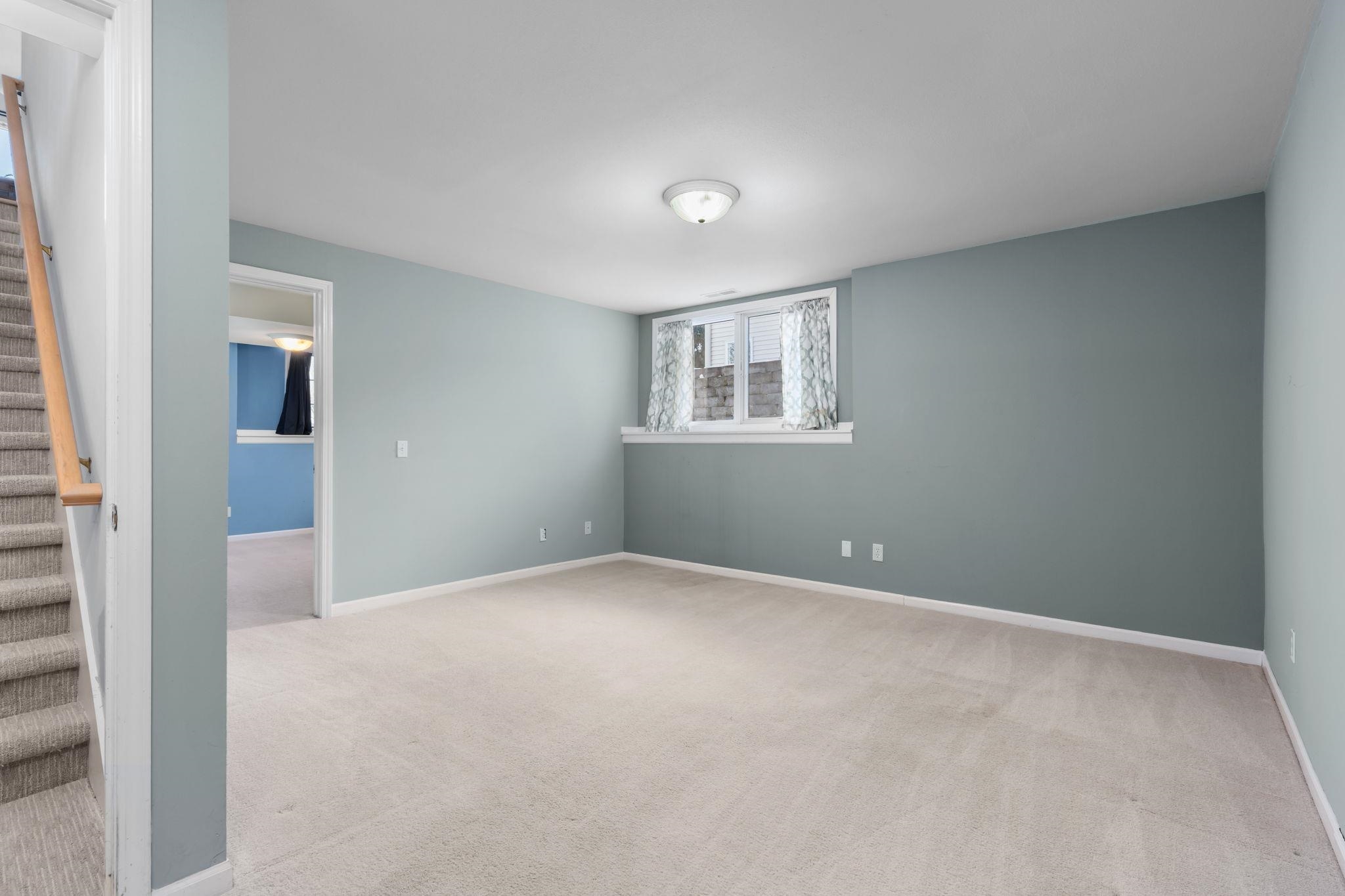 3155 Selkirk Drive