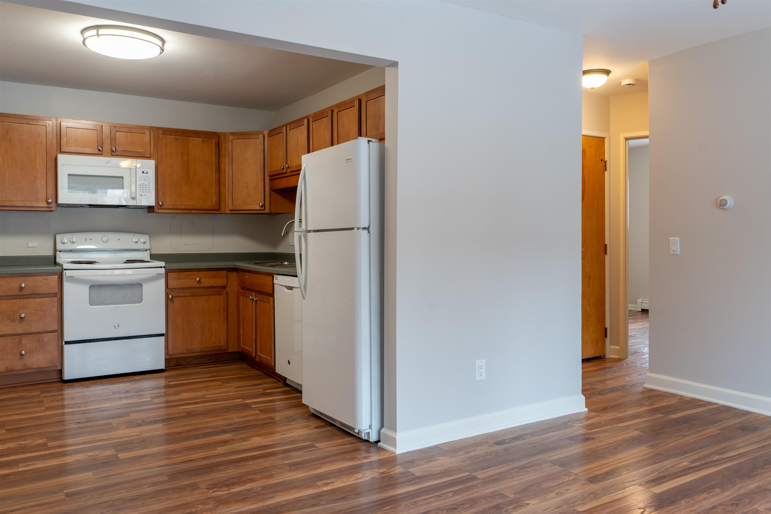 5325 Garden View Court 101