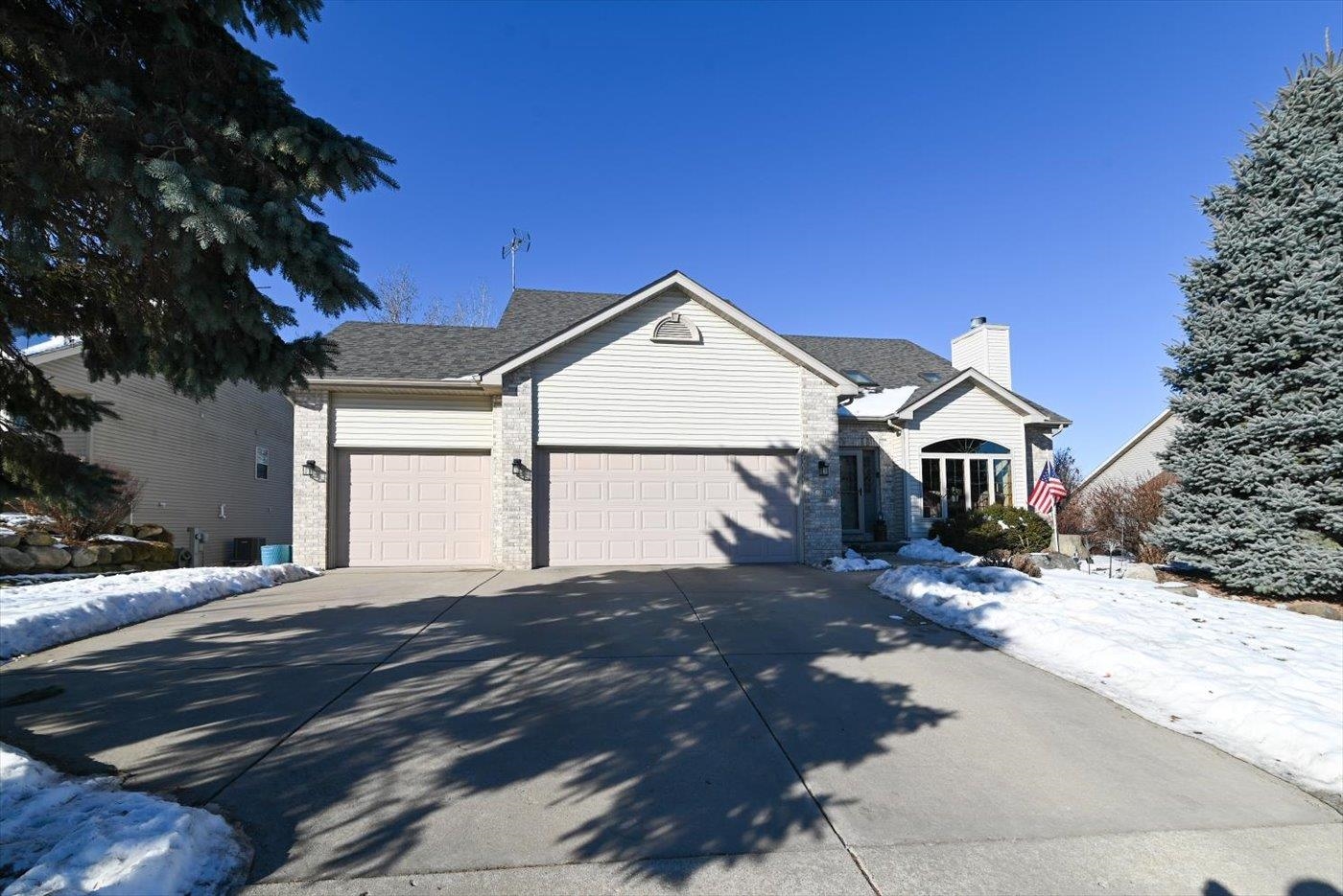 374 N Heatherstone Drive
