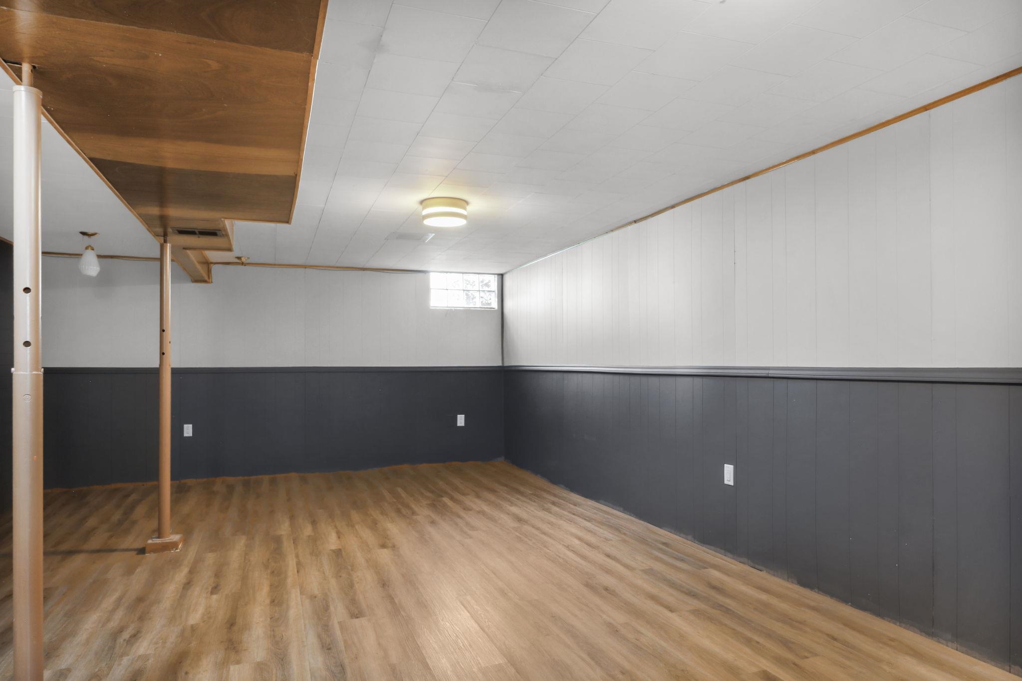504 Douglas Trail