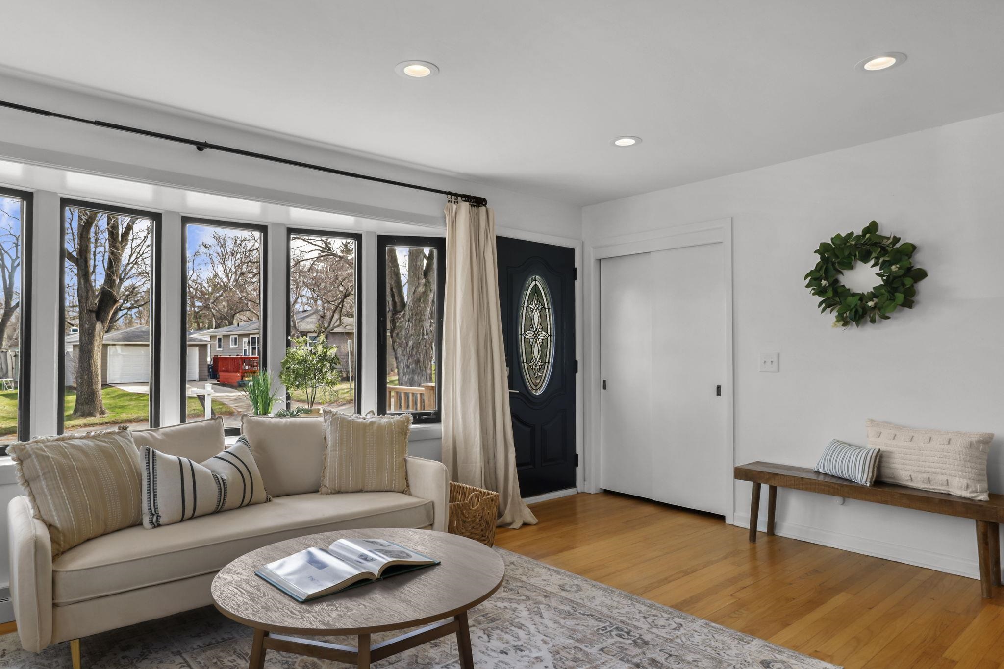 504 Douglas Trail