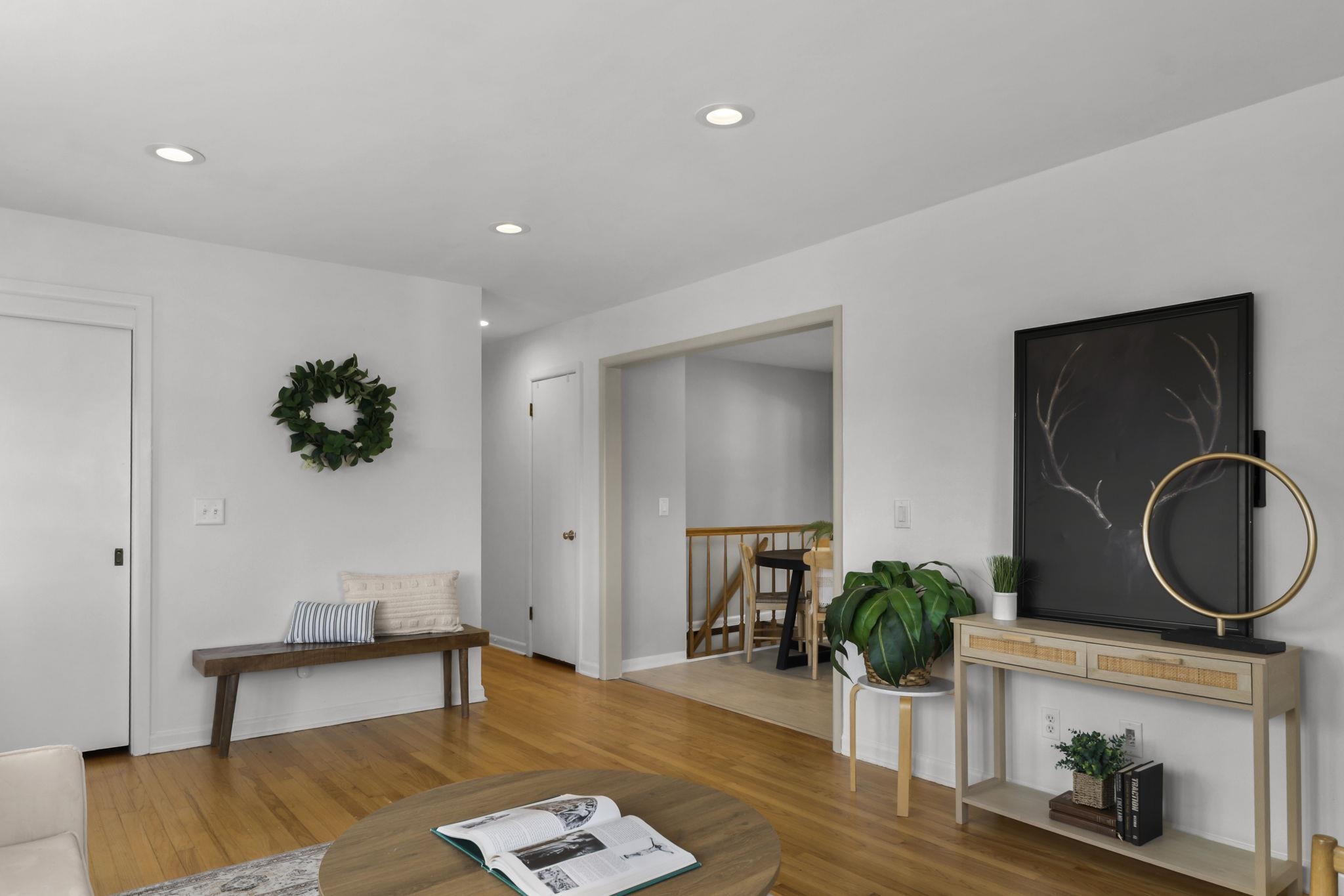 504 Douglas Trail