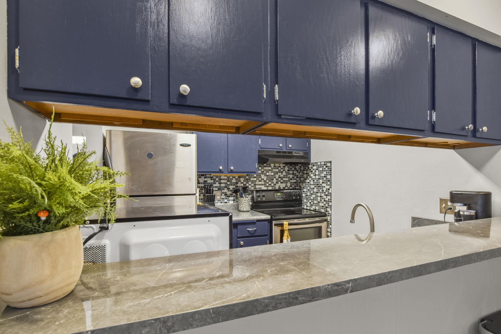 1015 N Sunnyvale Lane Unit: D