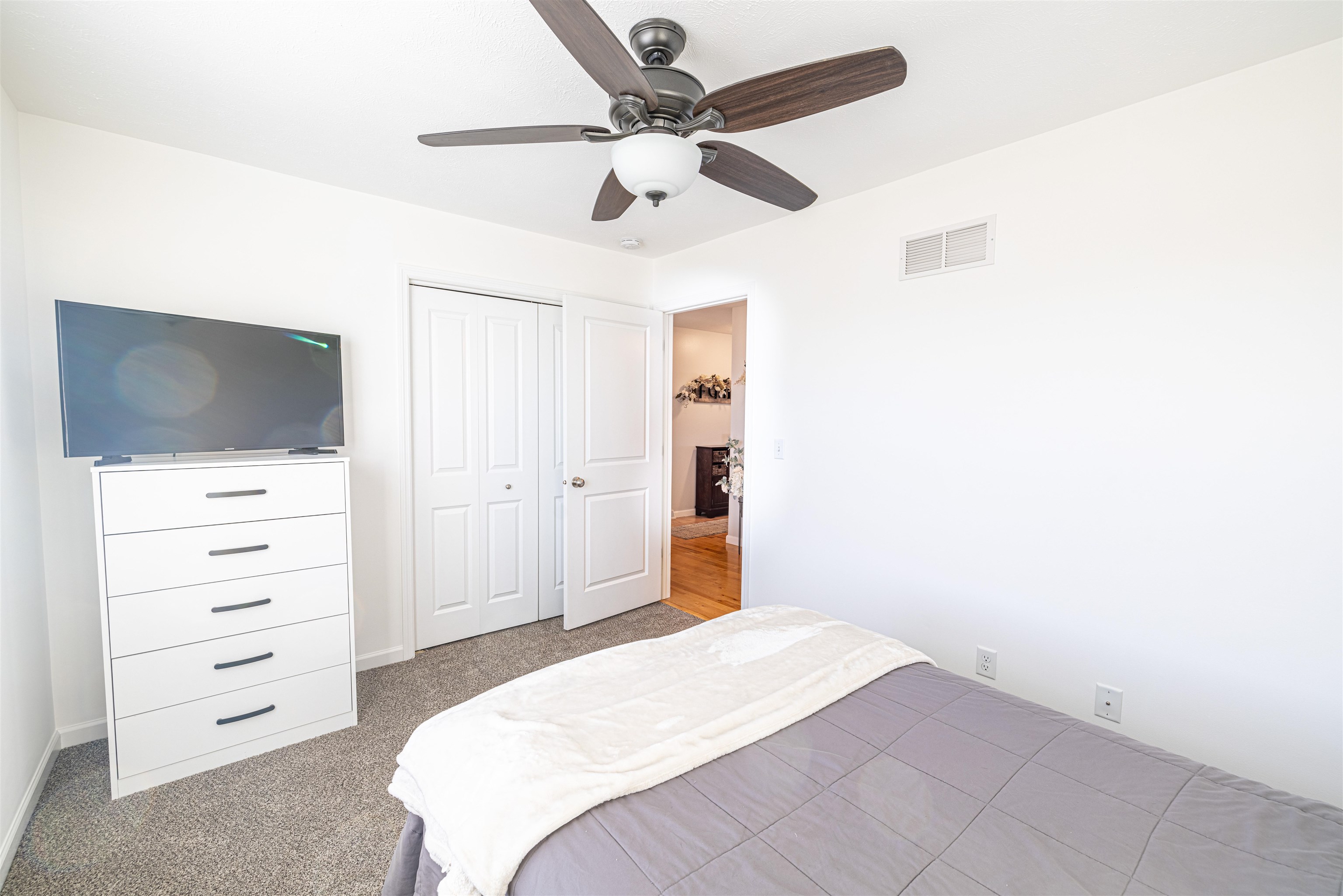 4991 Glacier View Drive