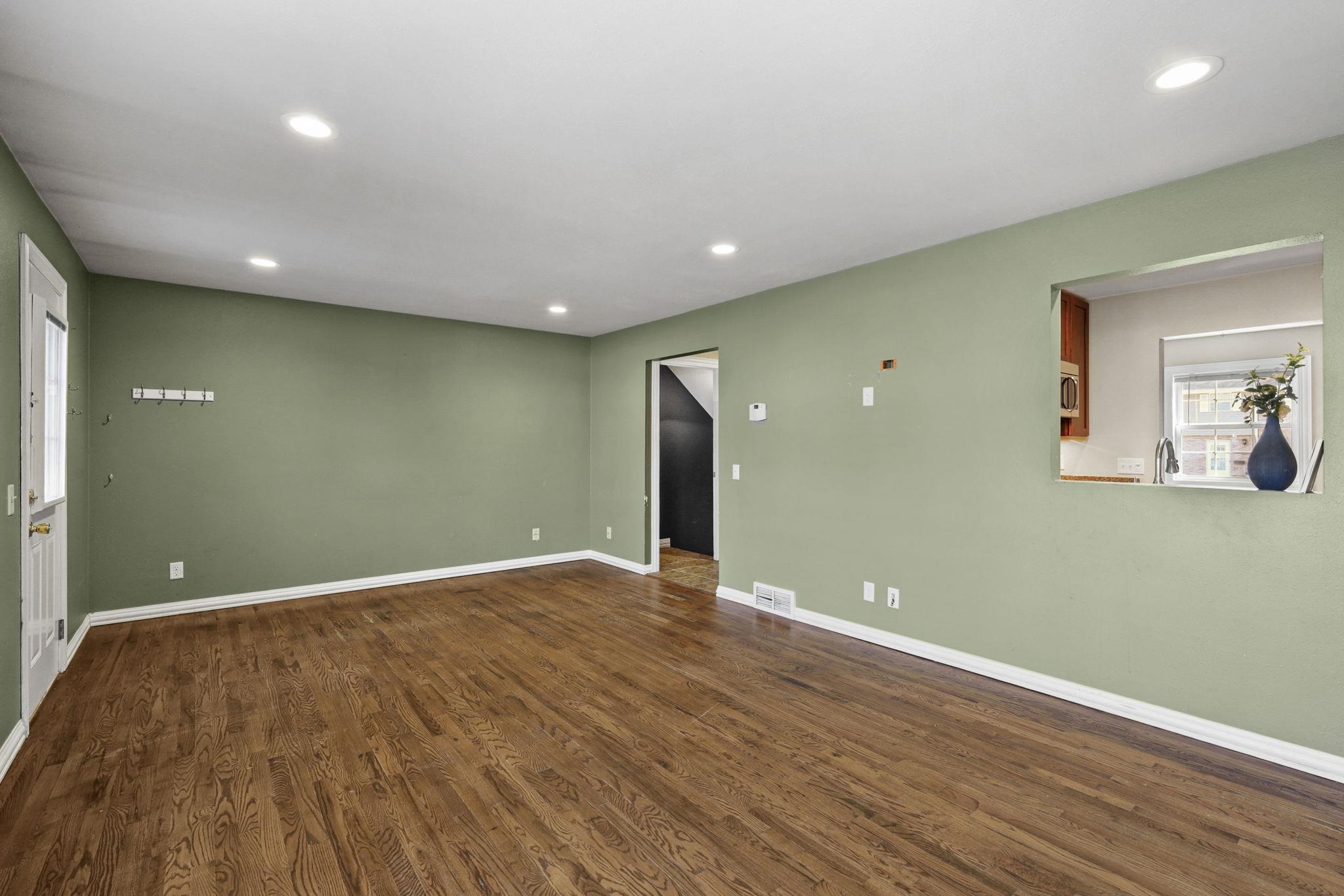 1309 Tompkins Drive Unit: D