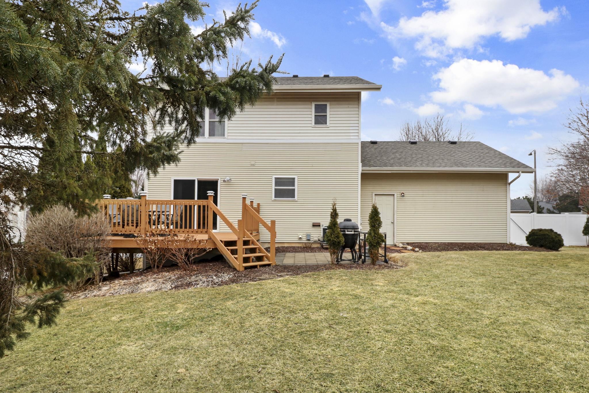 5405 Golden Leaf Trail