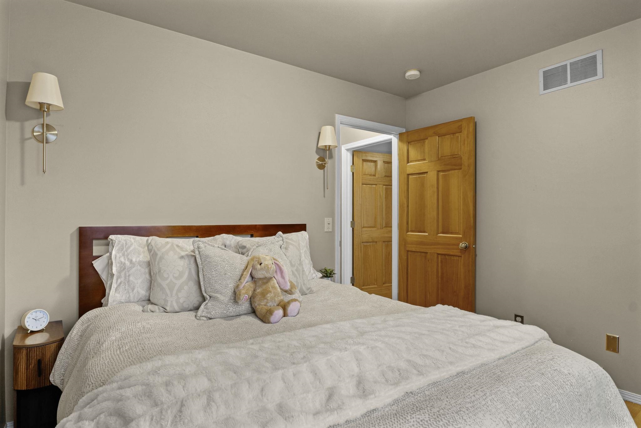 5405 Golden Leaf Trail