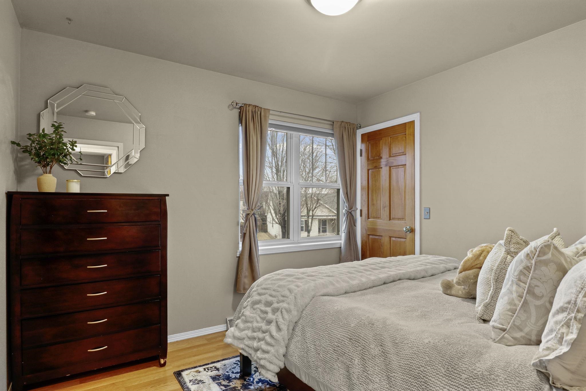 5405 Golden Leaf Trail