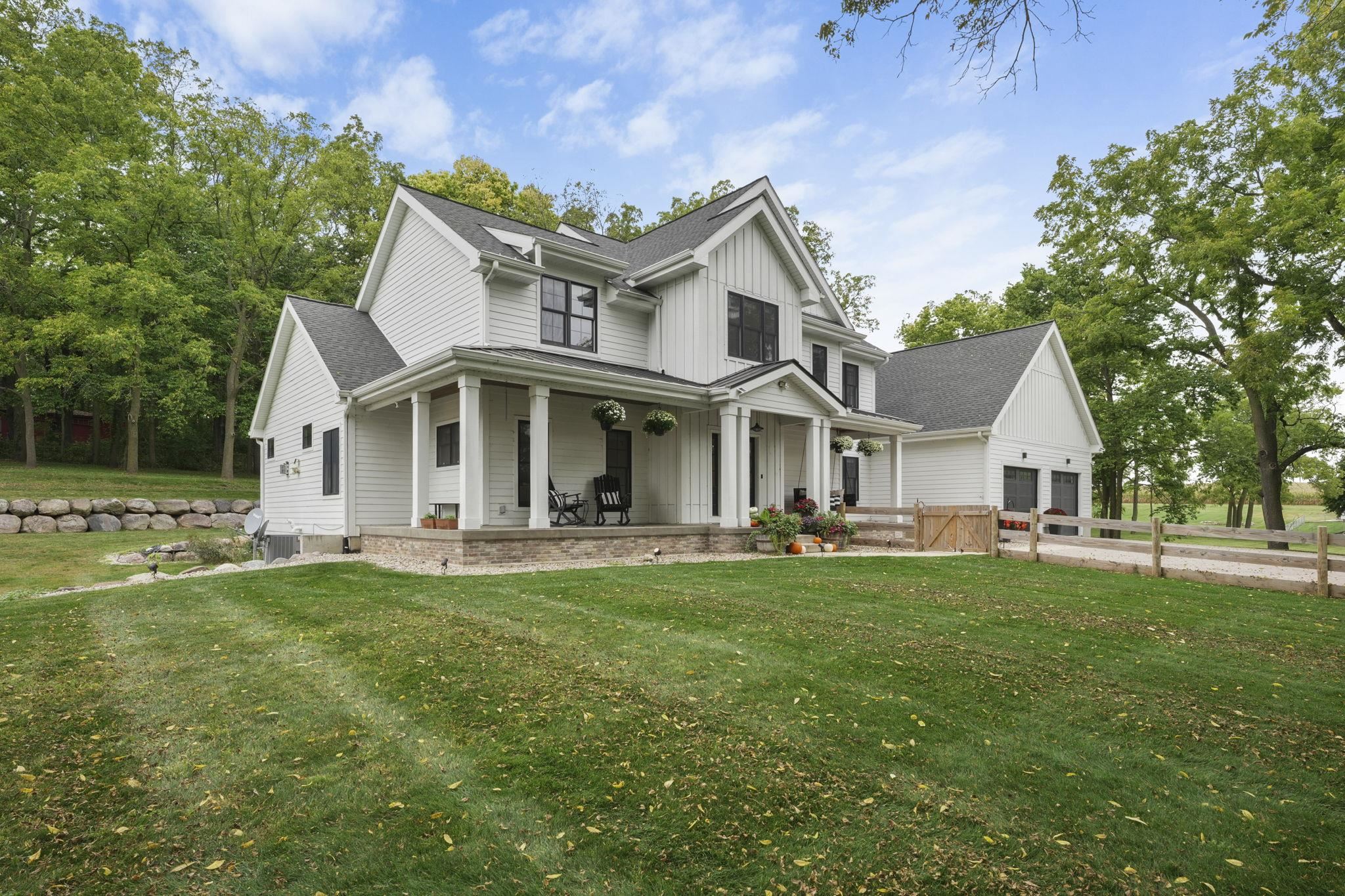 2257 Dyreson Road