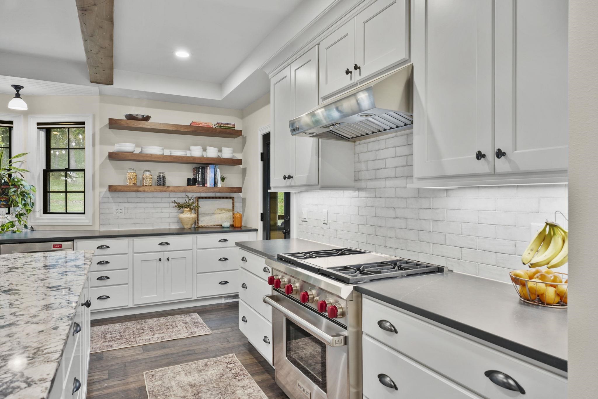 2257 Dyreson Road