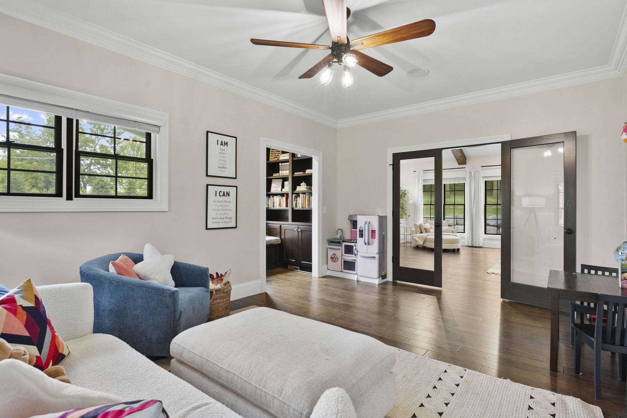 2257 Dyreson Road